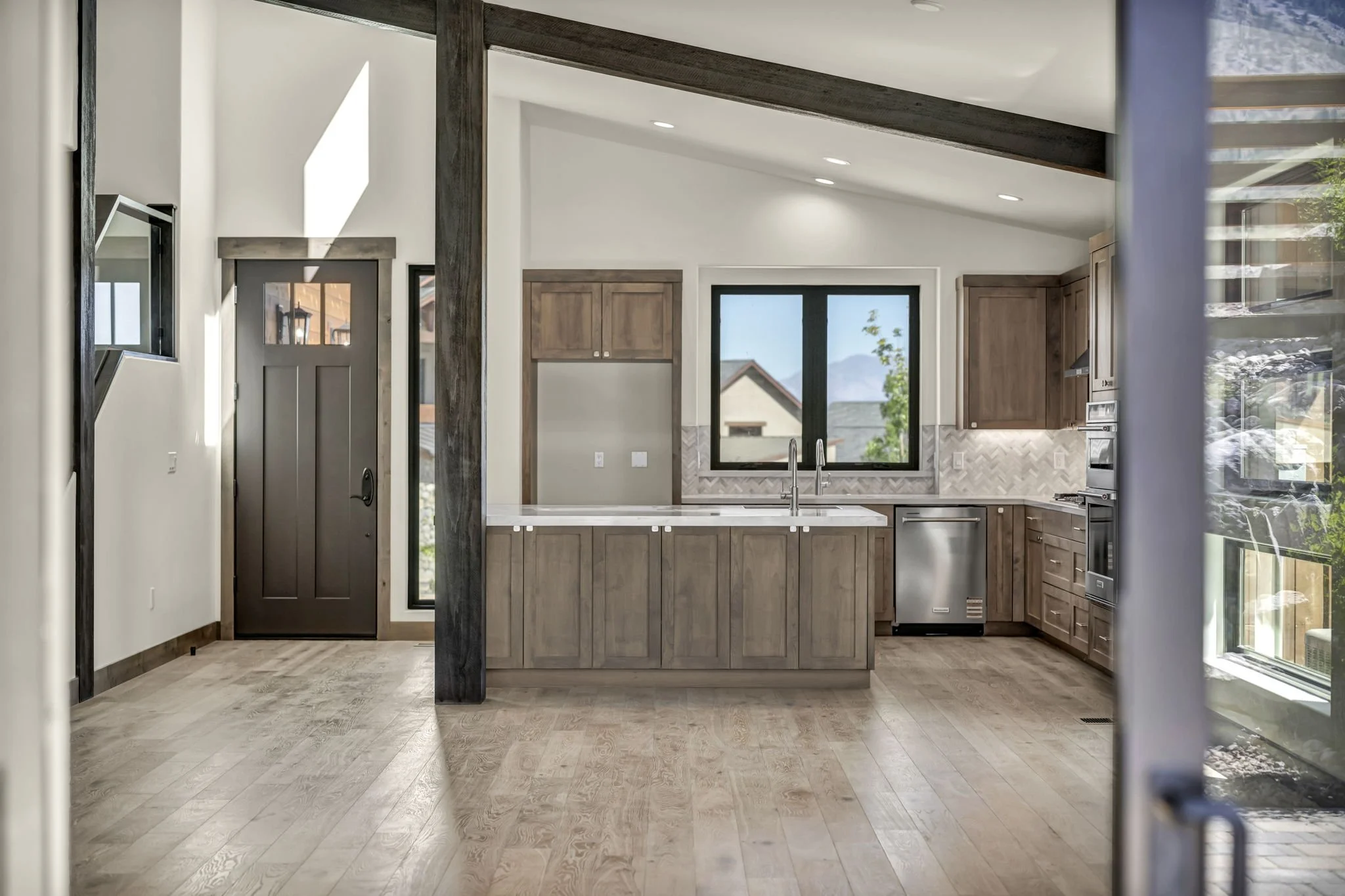 56-web-or-mls-456-tralee-ln.jpg
