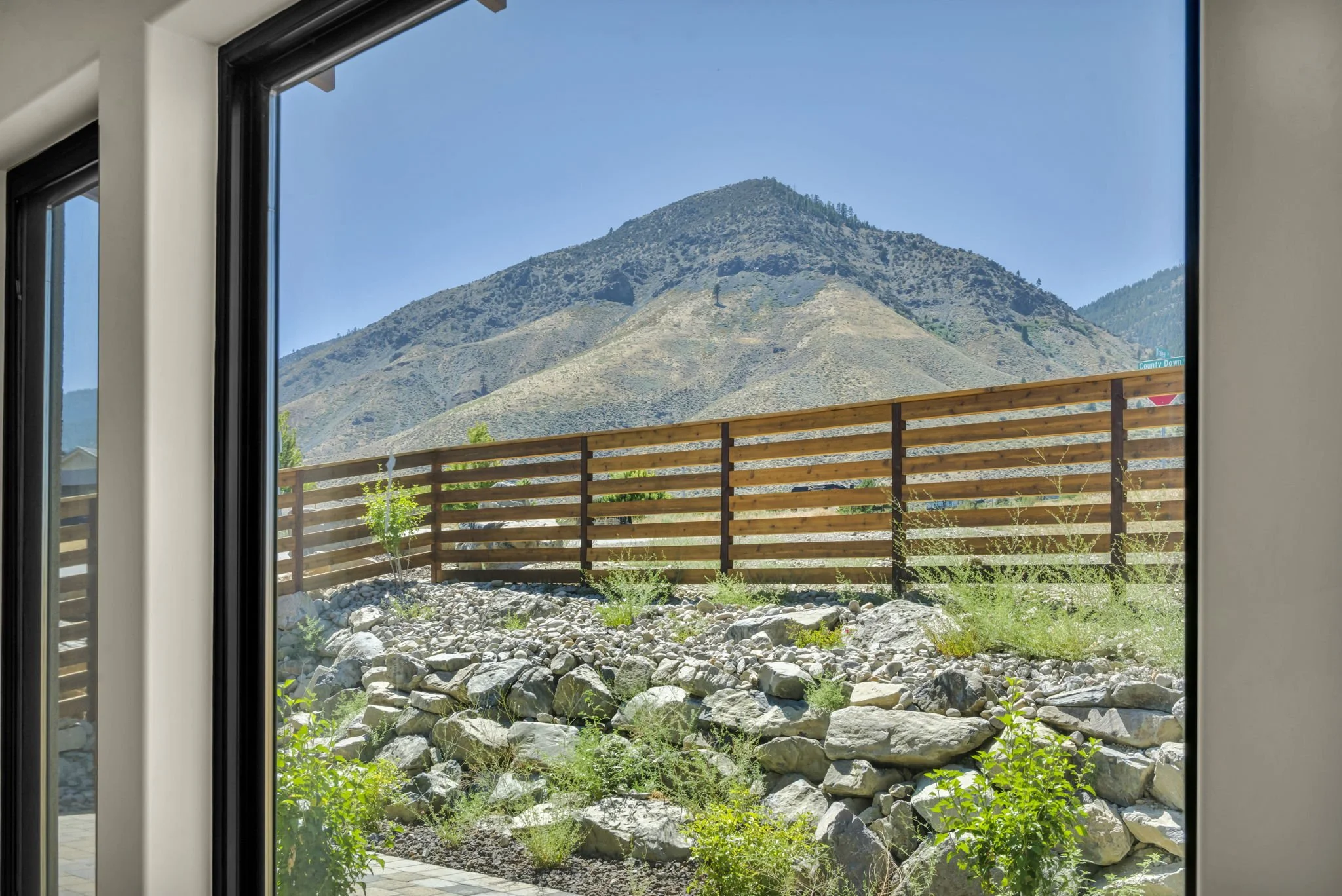 62-web-or-mls-456-tralee-ln.jpg