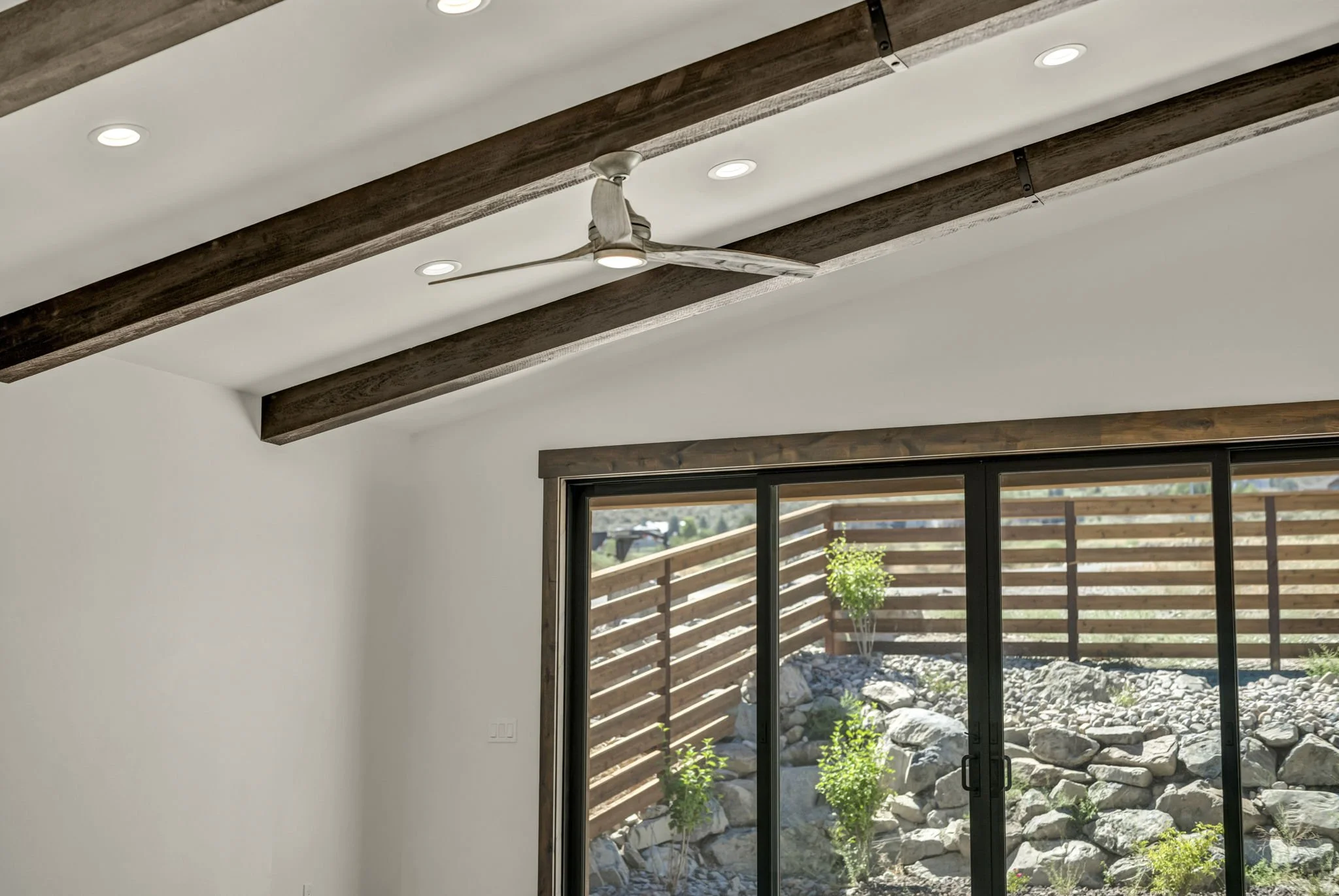 63-web-or-mls-456-tralee-ln.jpg