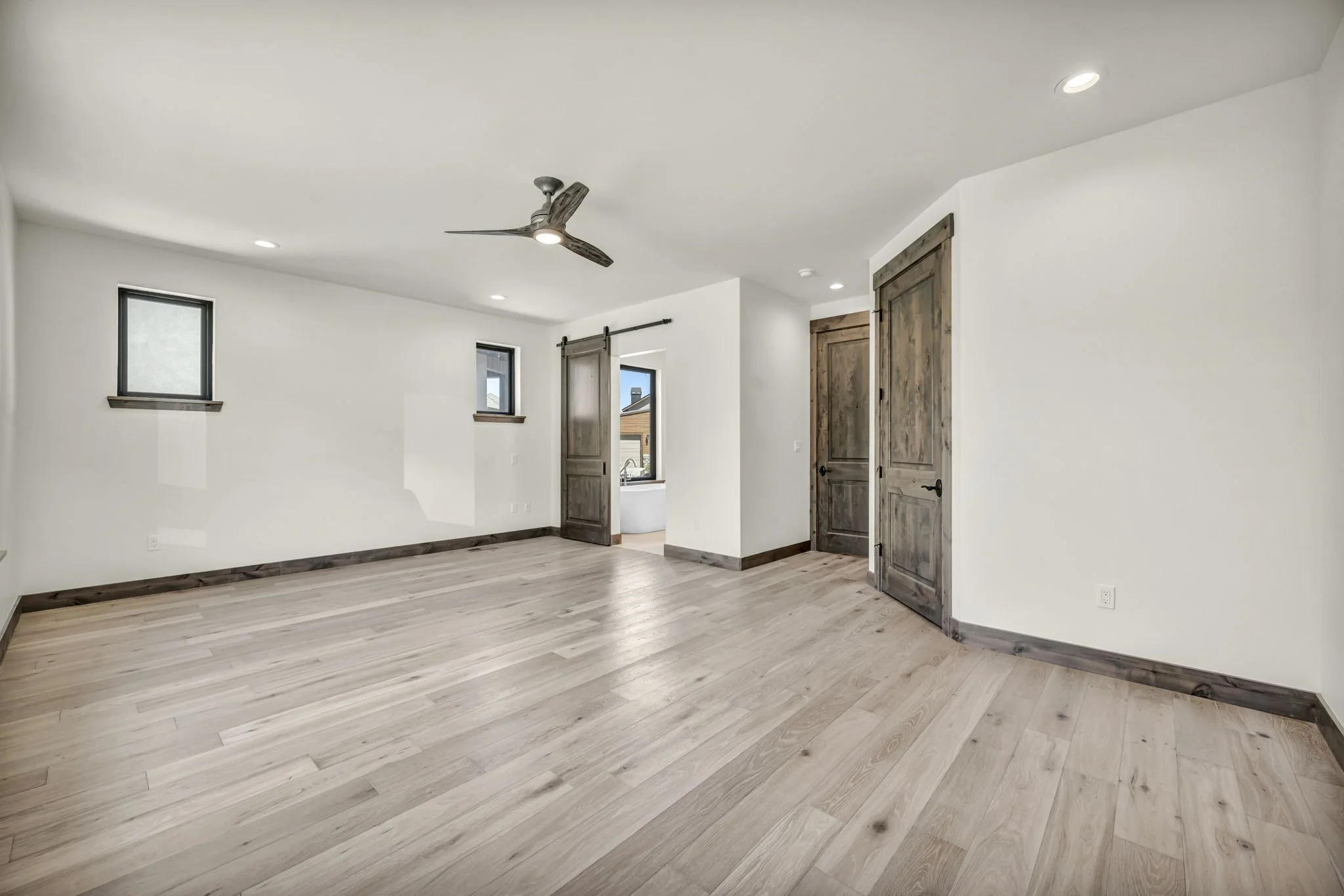 71-web-or-mls-456-tralee-ln.jpg