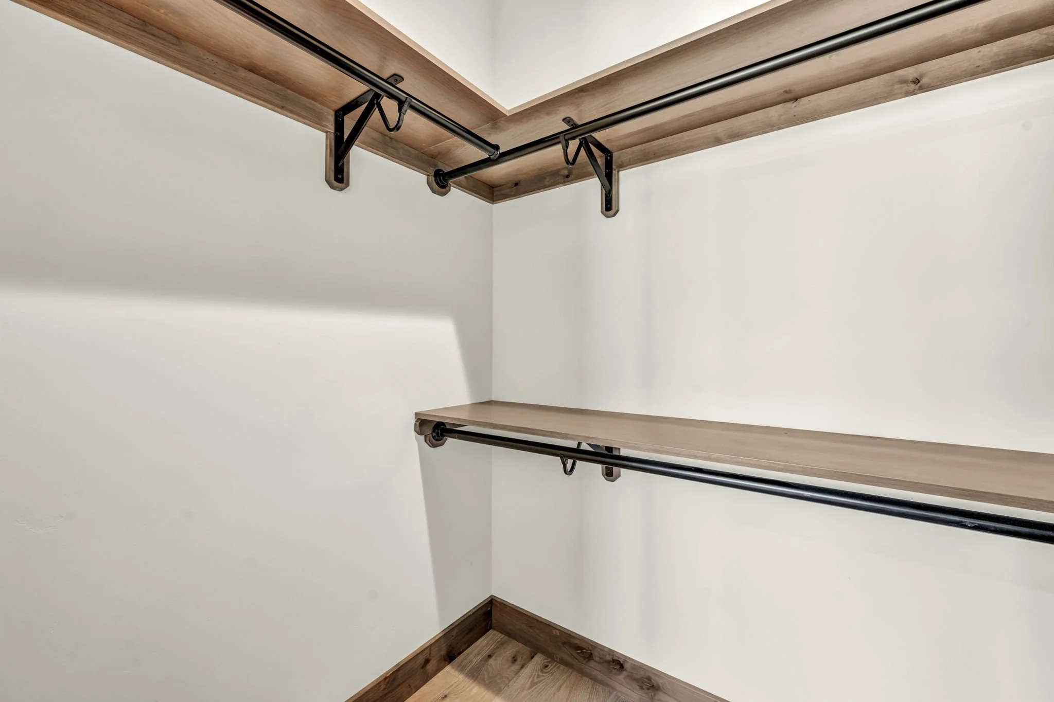 80-web-or-mls-456-tralee-ln.jpg