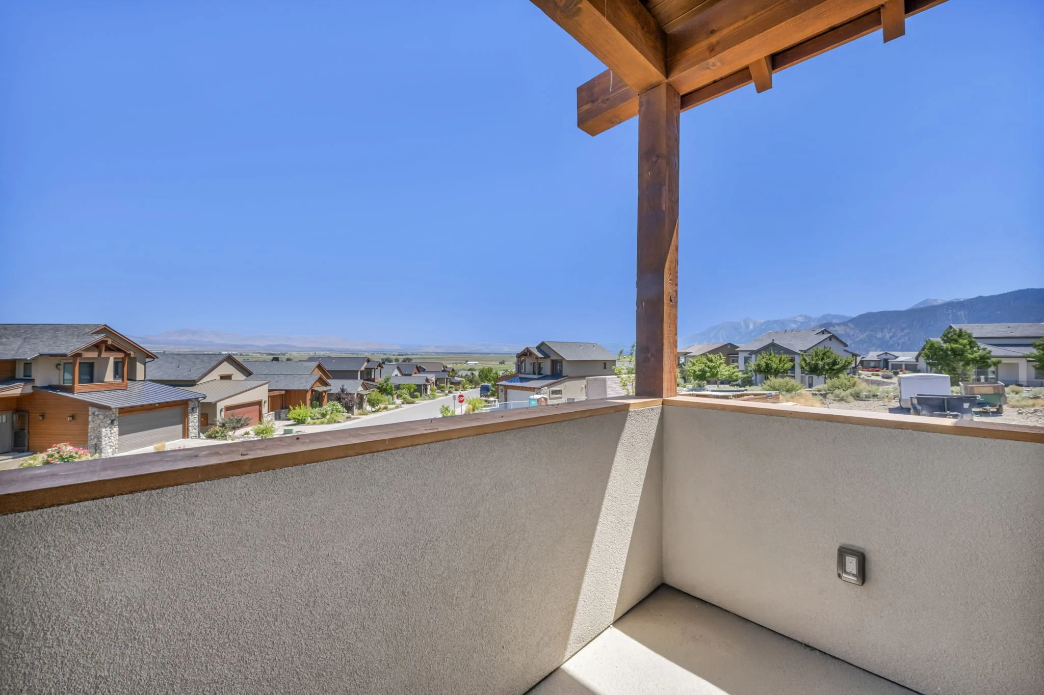 81-web-or-mls-456-tralee-ln.jpg