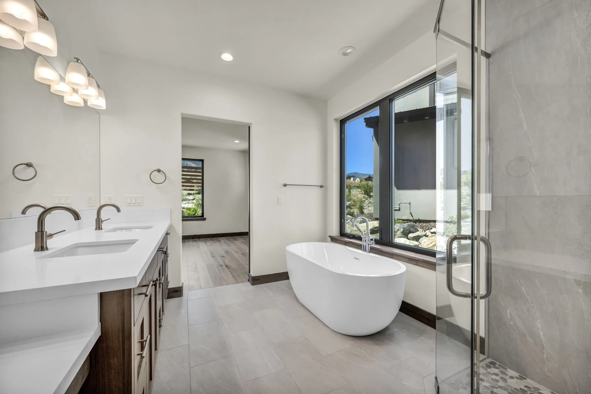 86-web-or-mls-456-tralee-ln.jpg