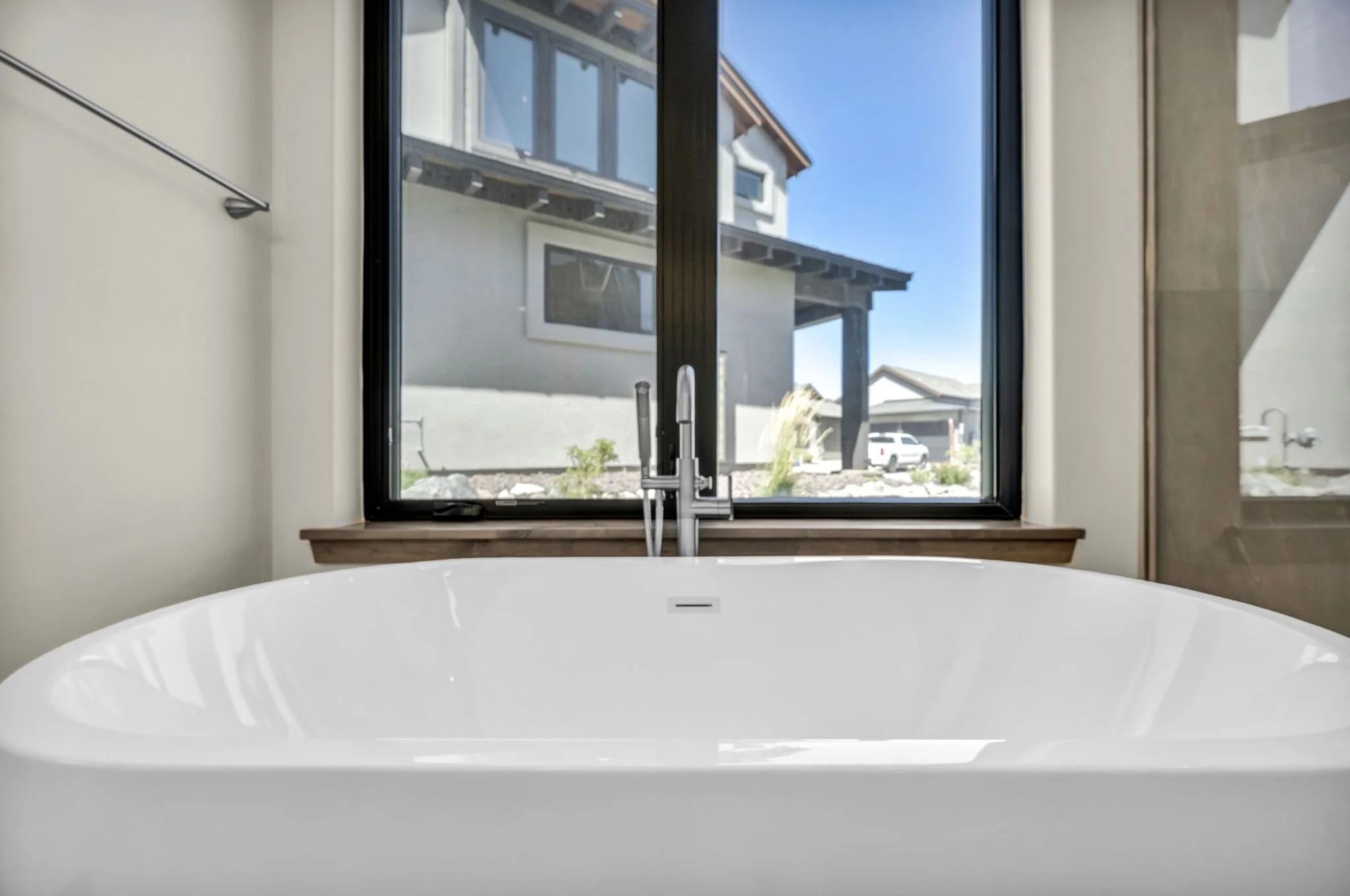 93-web-or-mls-456-tralee-ln.jpg