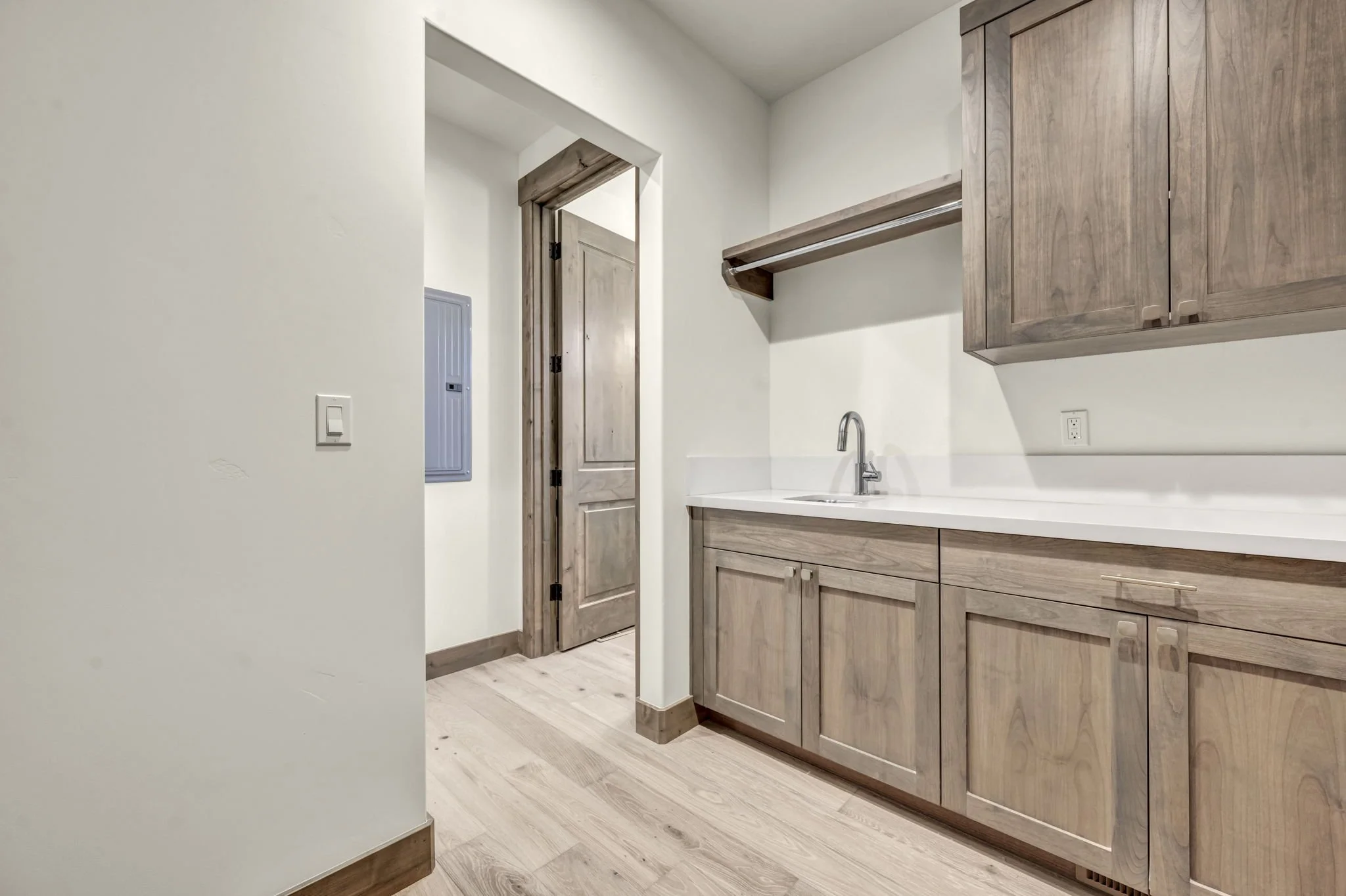 98-web-or-mls-456-tralee-ln.jpg