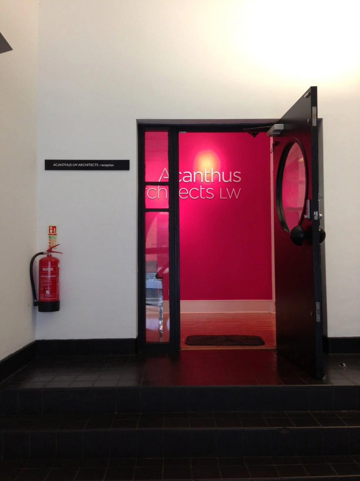 Acanthus_entrance_signage.jpg