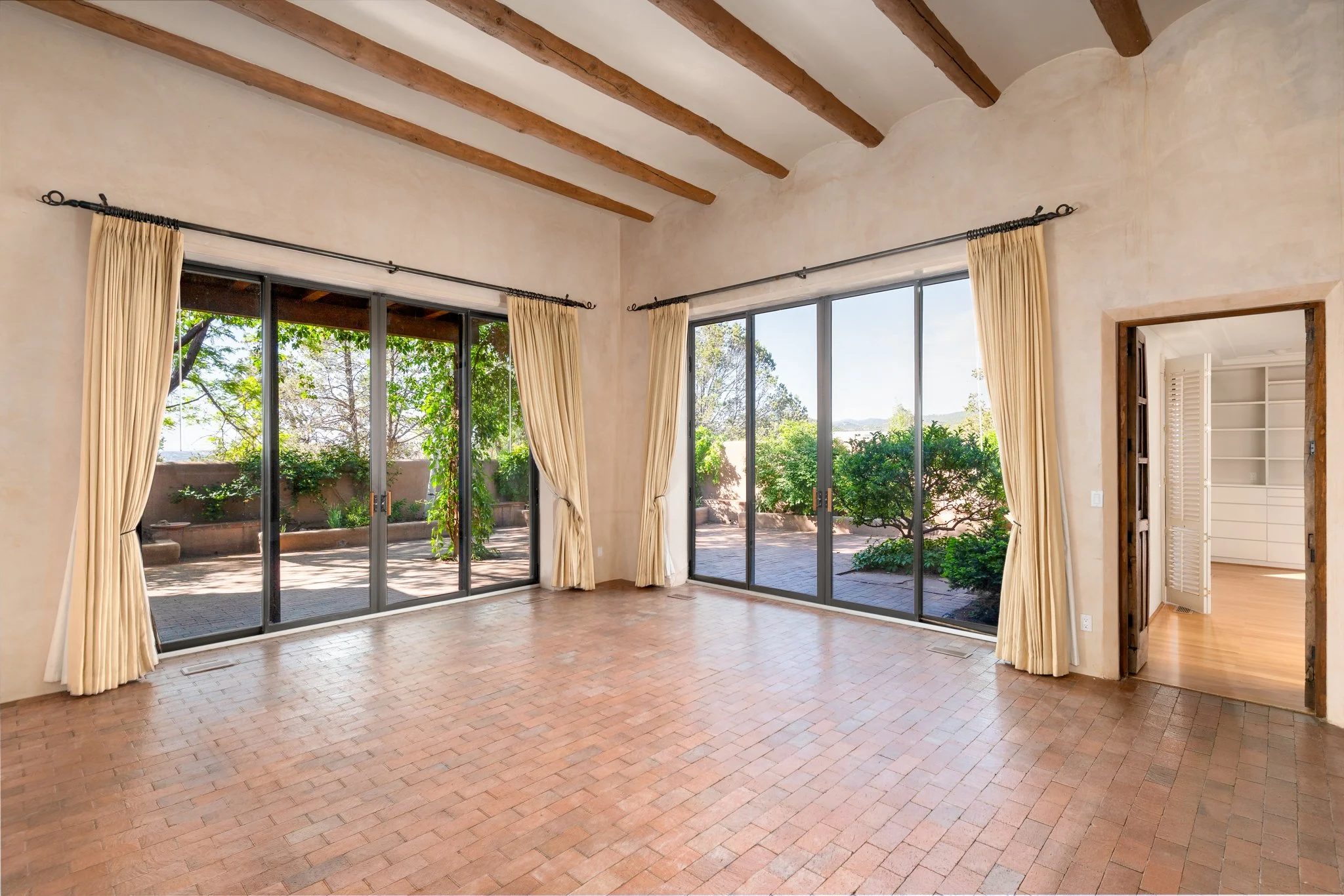 DSC04290-Edit.jpg