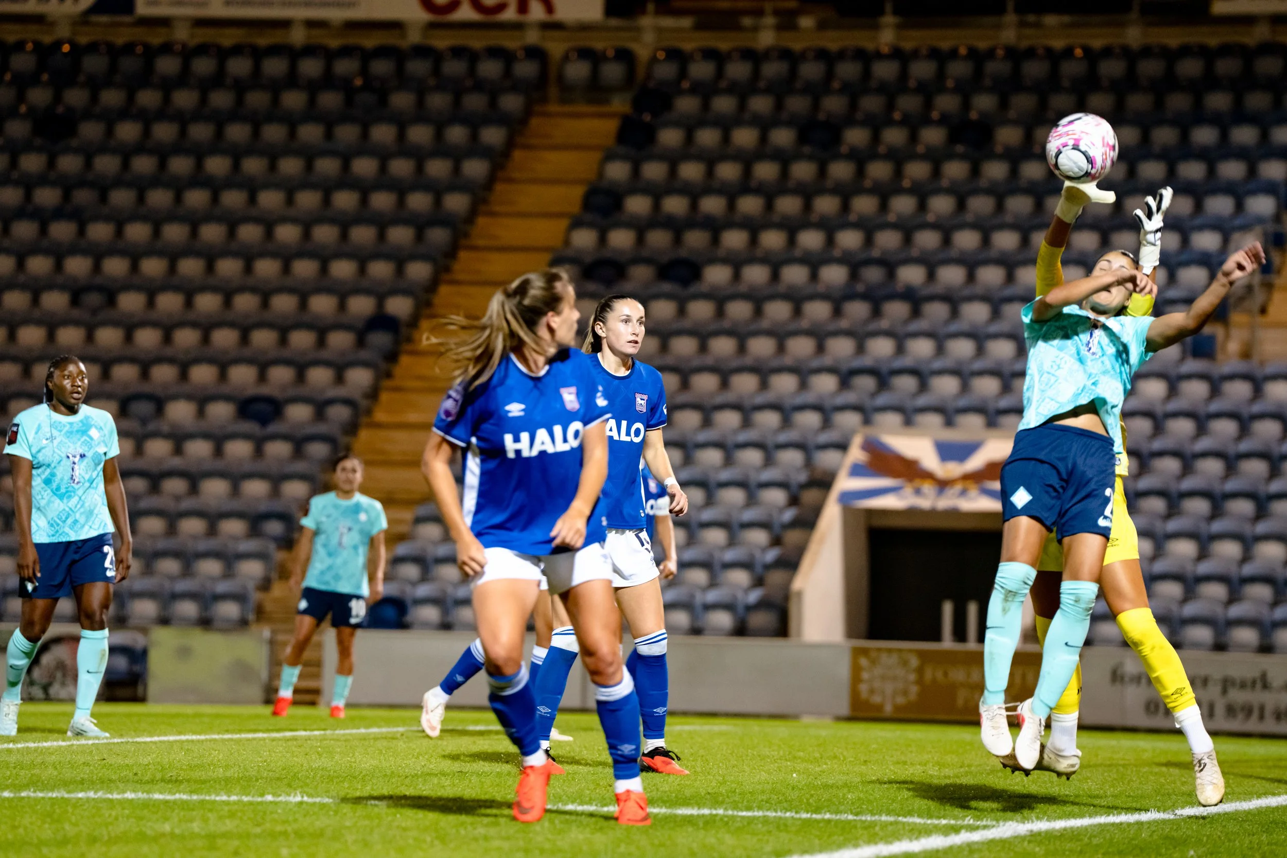 London City Lionesses v Ipswich Town Women 