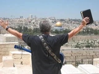 Delivering an End Times Prophecy on top of the Mount Of Olives. The Jewish nation accept Jesus Christ as the Messiah, or face the wrath of God, the great I AM!