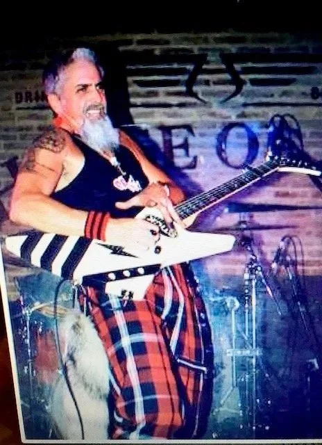 More gigs in France - sharing that Godly Slide Guitar vibe!