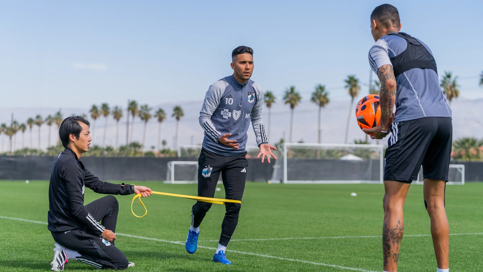 Sports physical therapy for knee pain in Eagan, MN at First Touch Performance Rehab