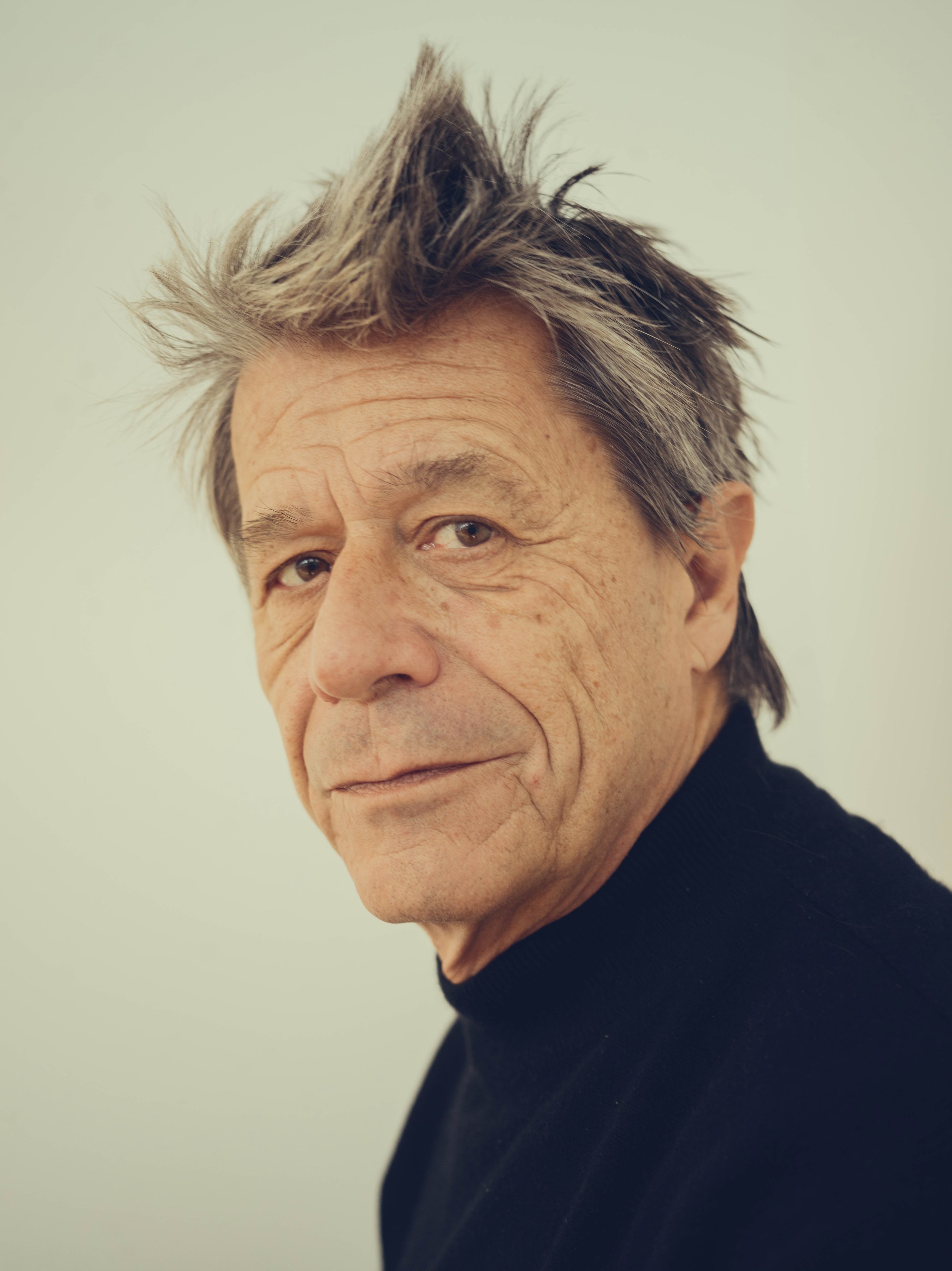 
Emmanuel Carrère for Babelia