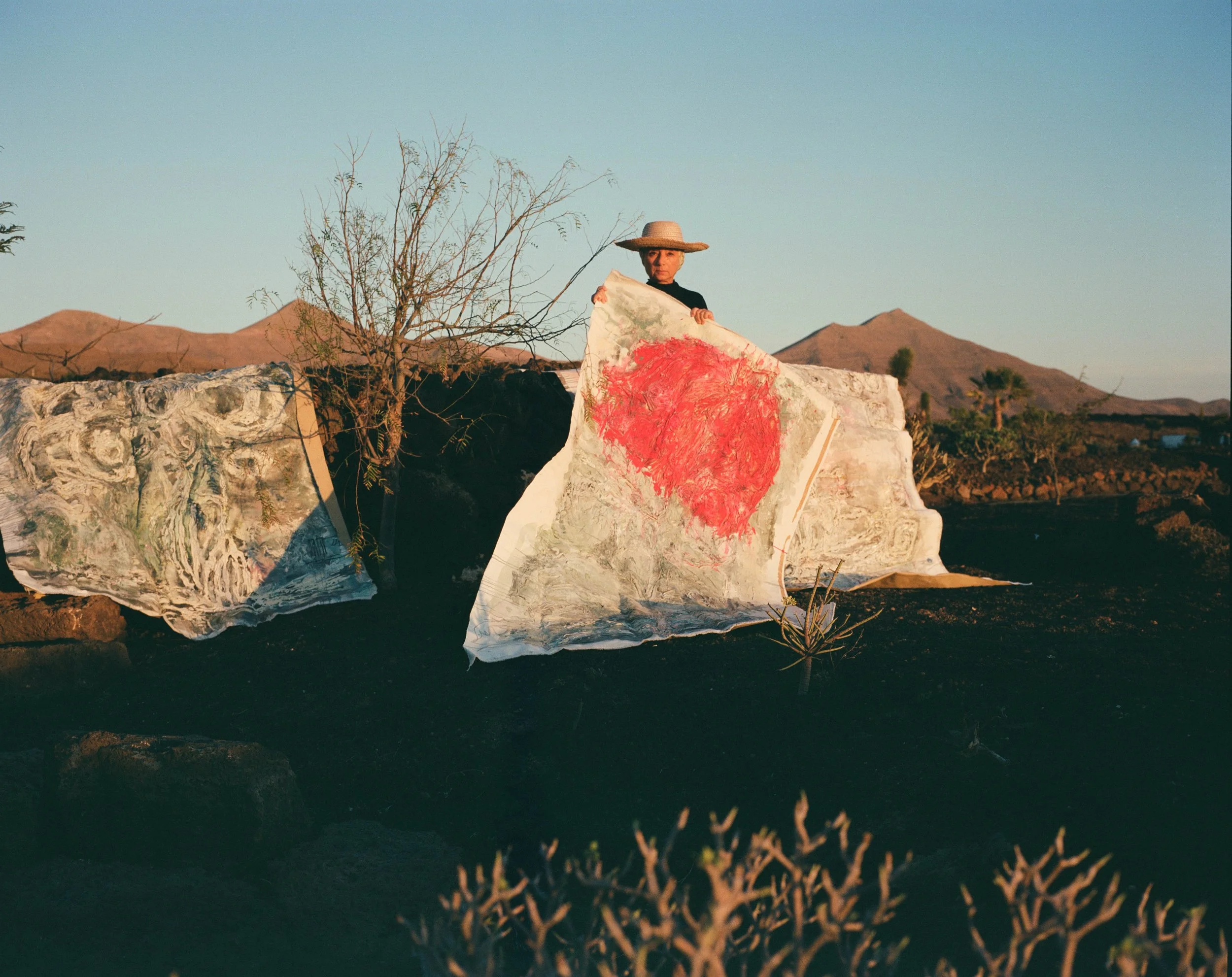 Portfolio with artist Pepa Poch