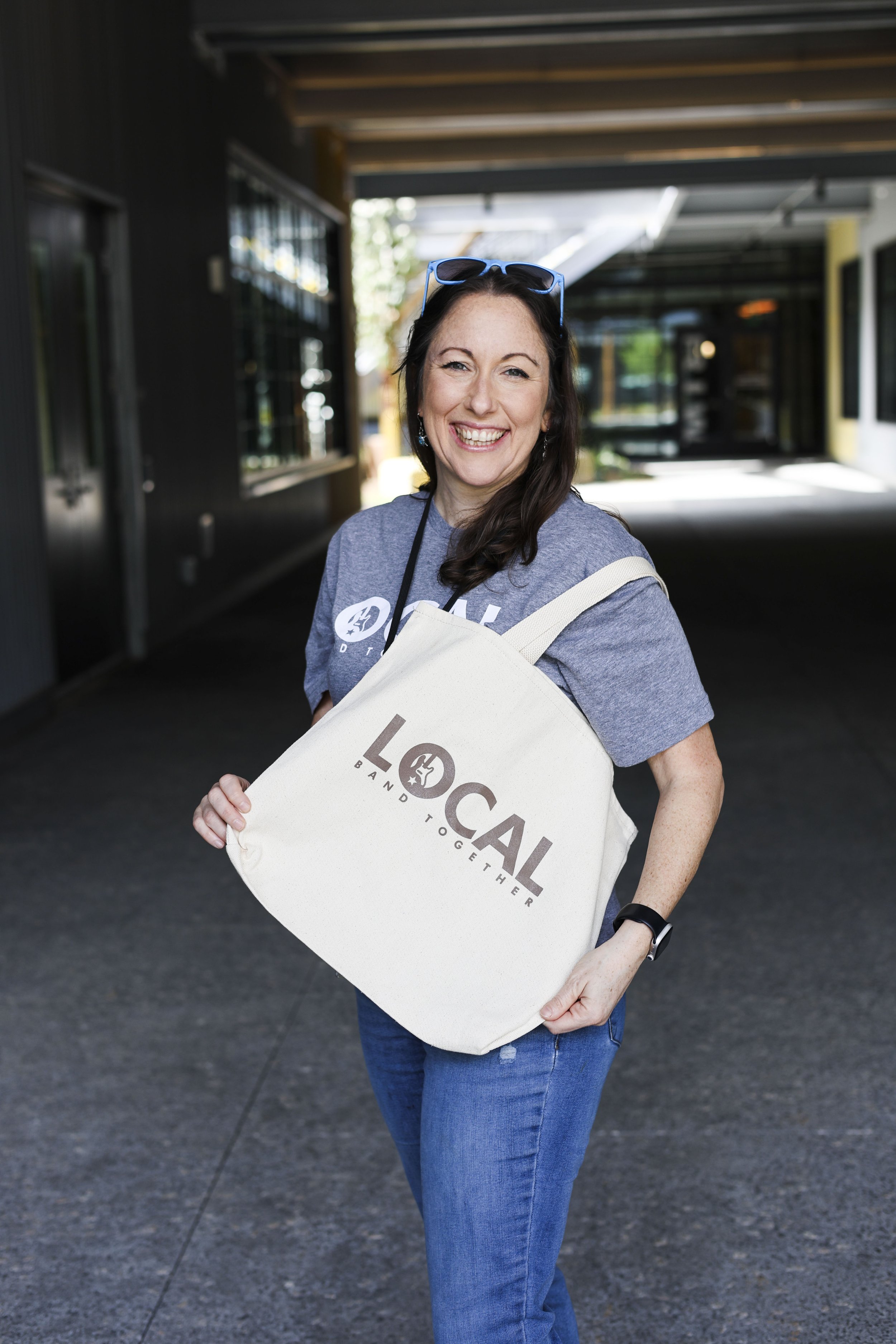 LOCAL Tote
