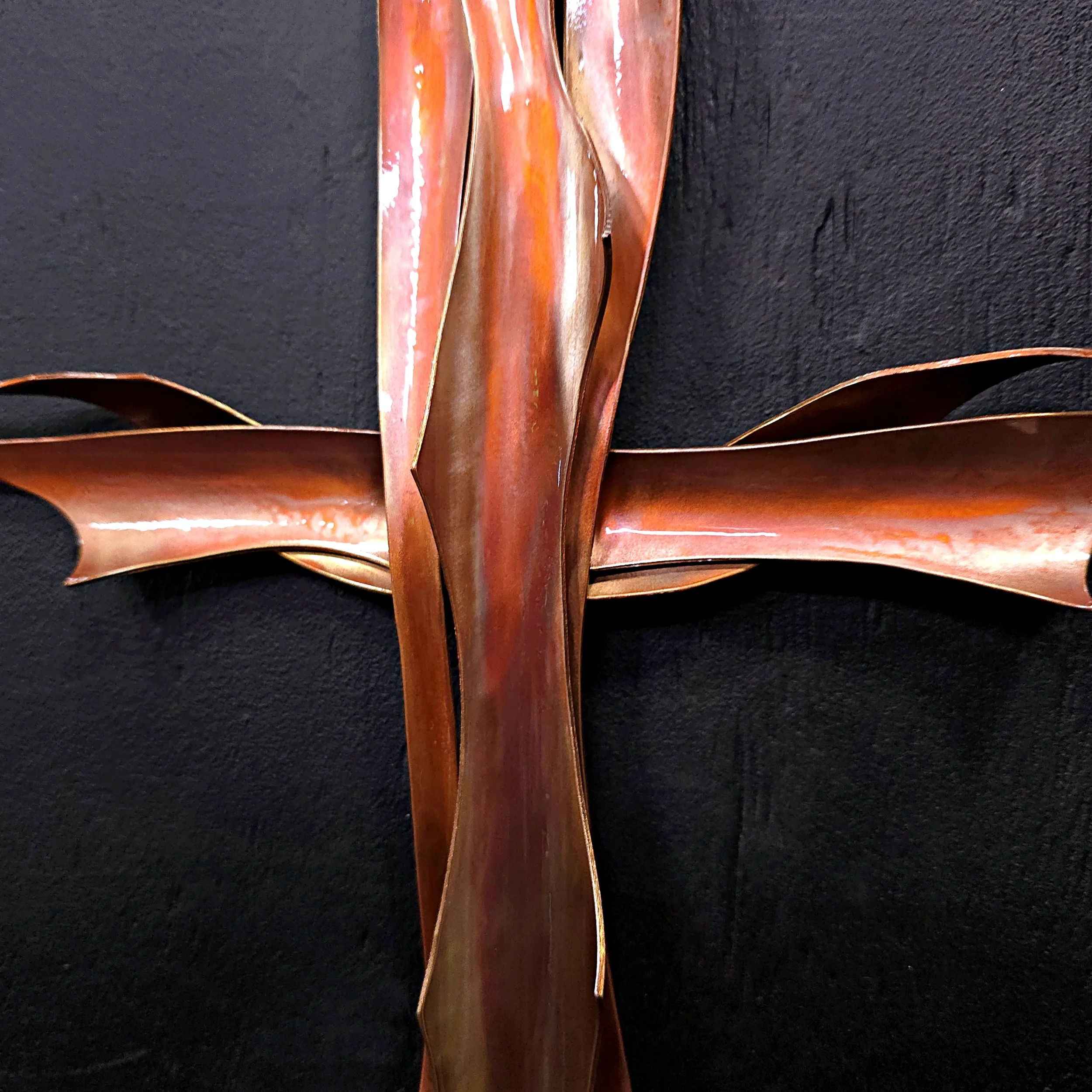 copper-cross-2096-sunkissed-center-close-up