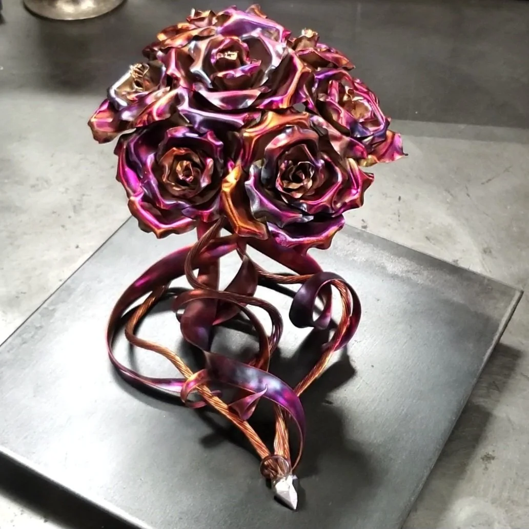 anniversary-copper-rose-bouquet-sculpture-flame