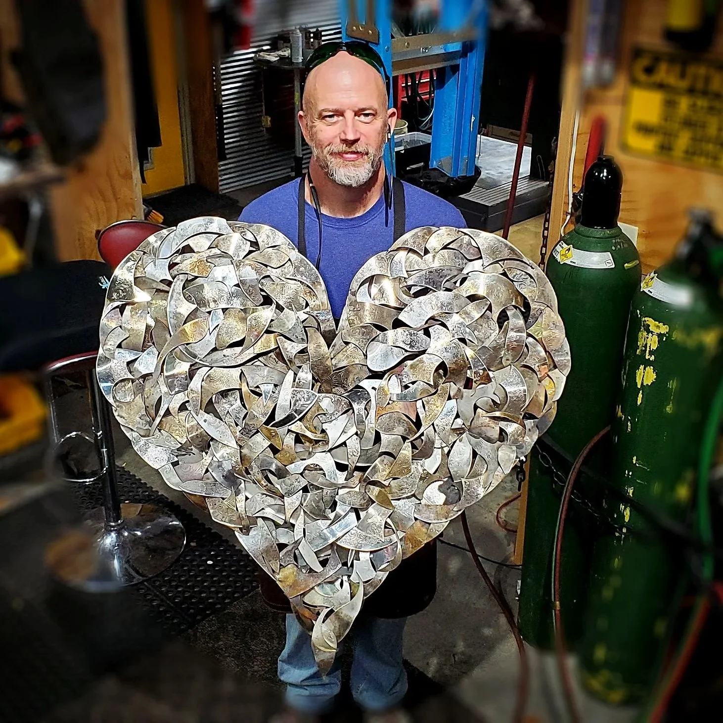silver-plated-patchwork-heart-wall-art-holding-xl