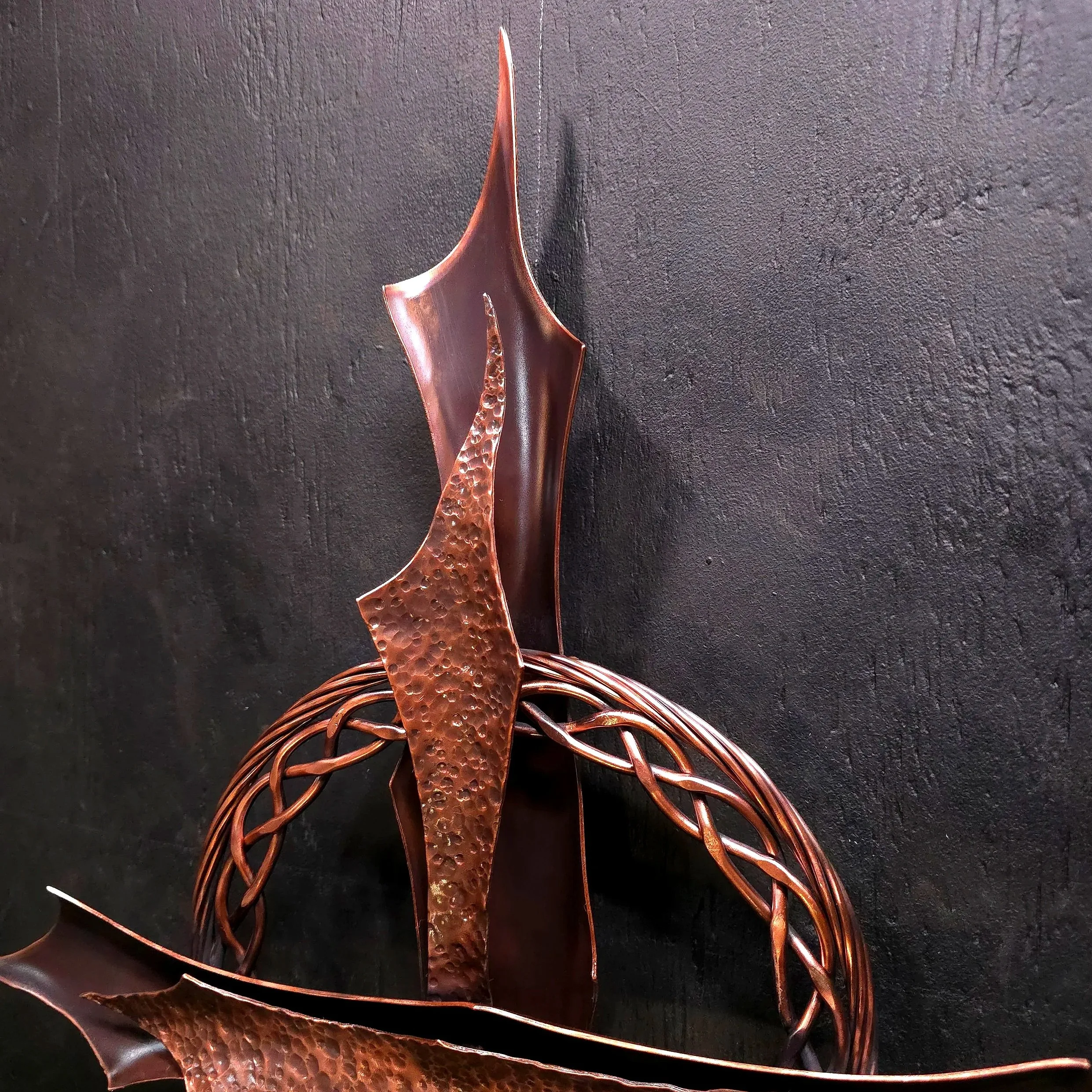 copper-celtic-cross-with-braided-halo-top-tip