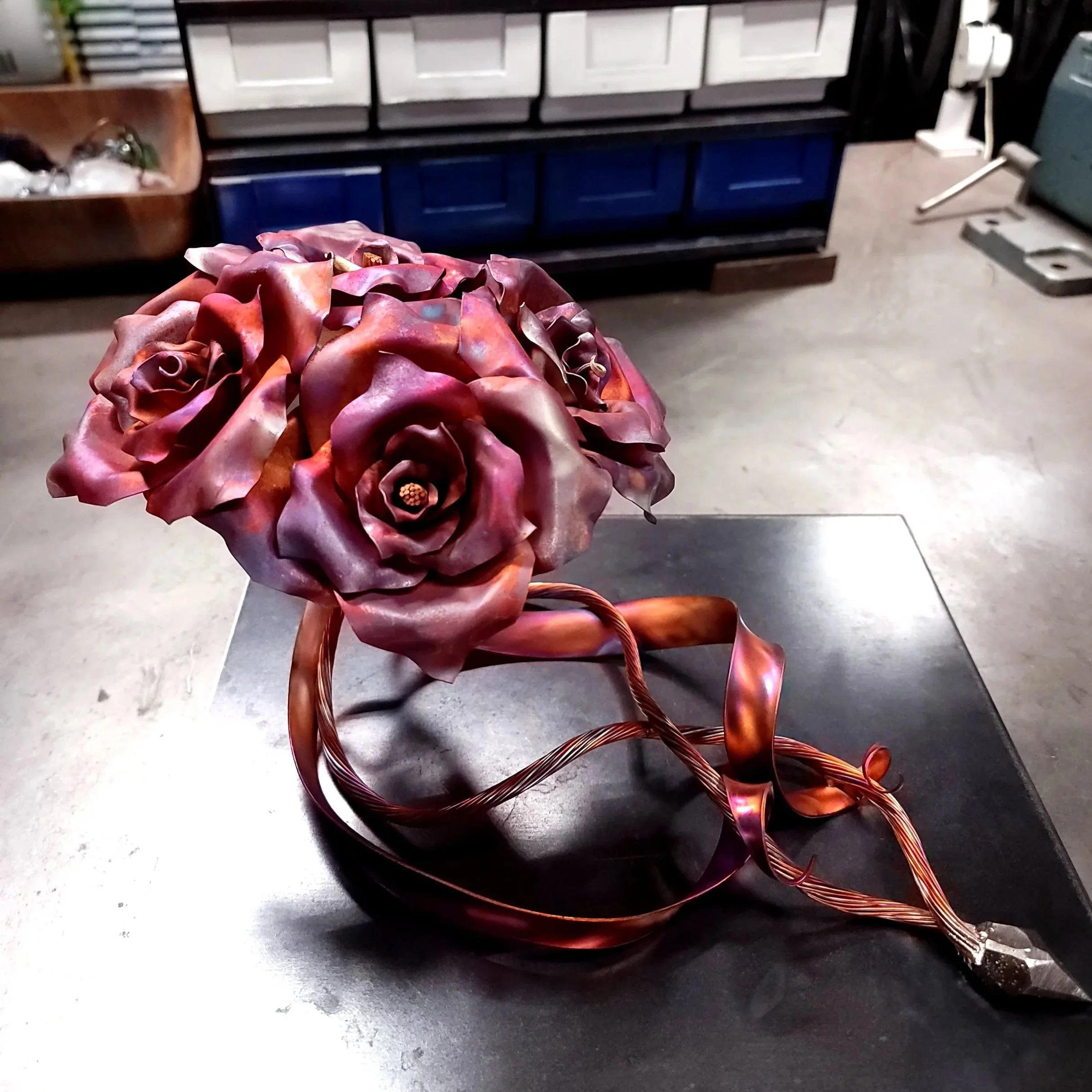 family-copper-rose-bouquet-sculpture-matte
