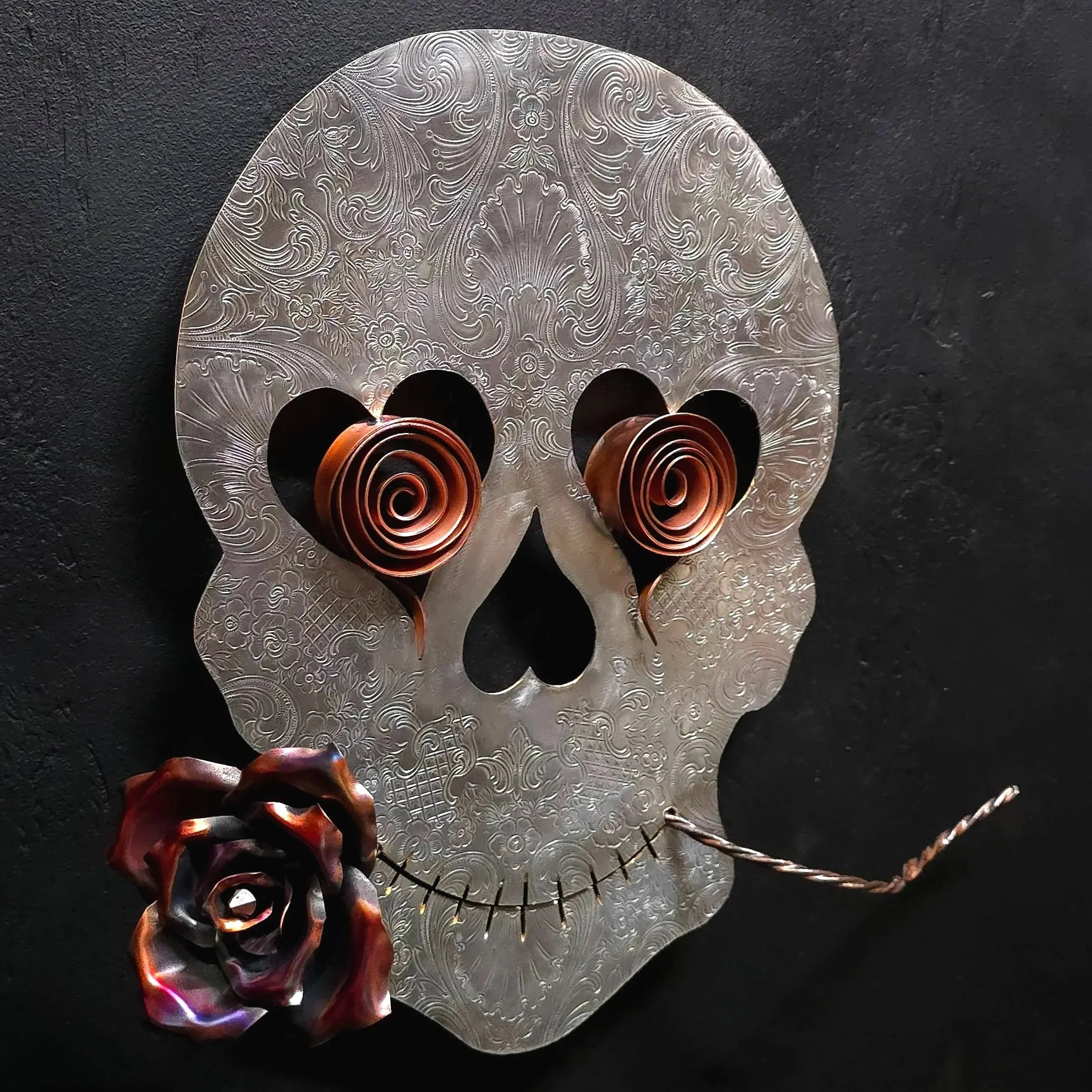 Silver Sugar Skull with Rose #.1632 (Comedy)