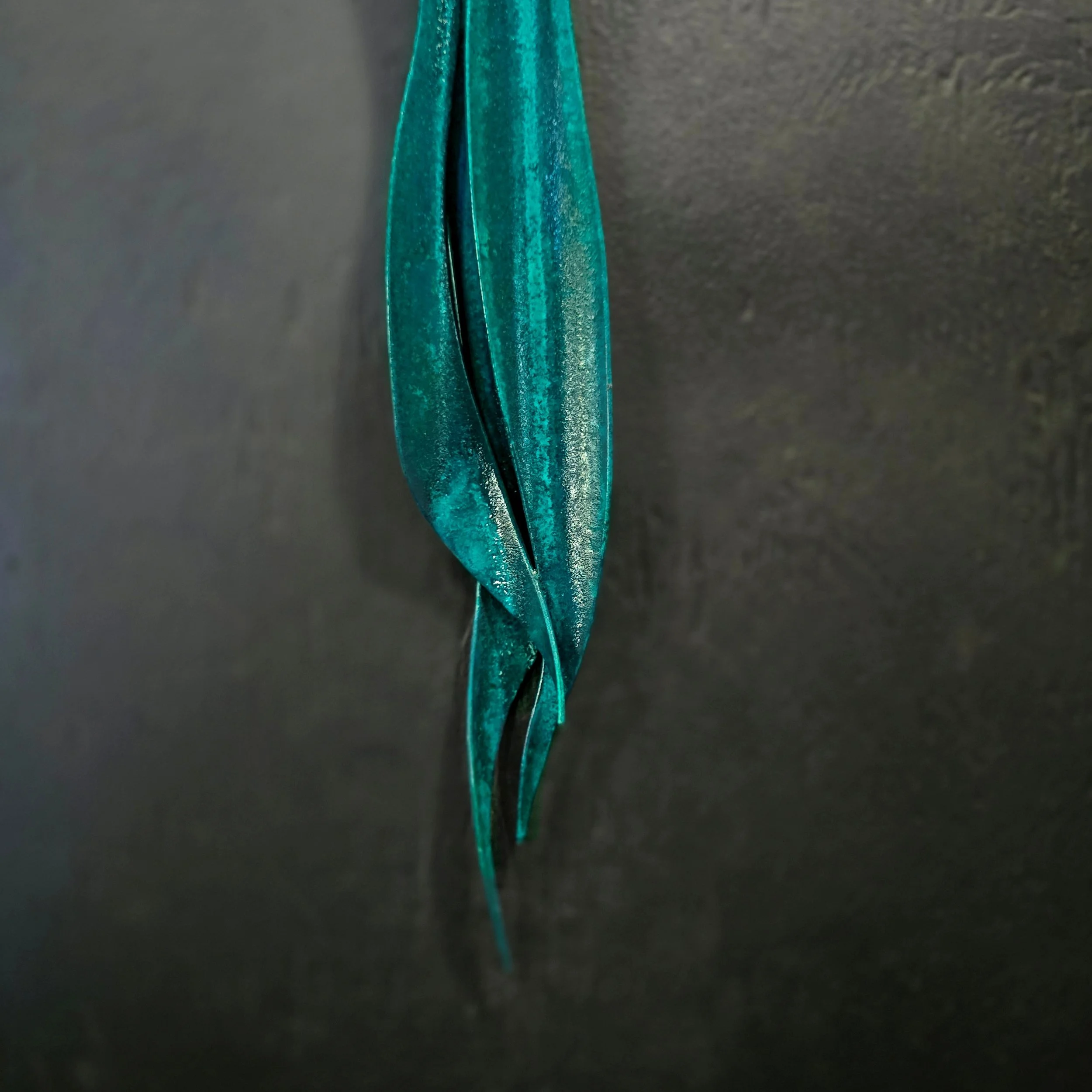 copper-cross-patina-finish-bottom-tip