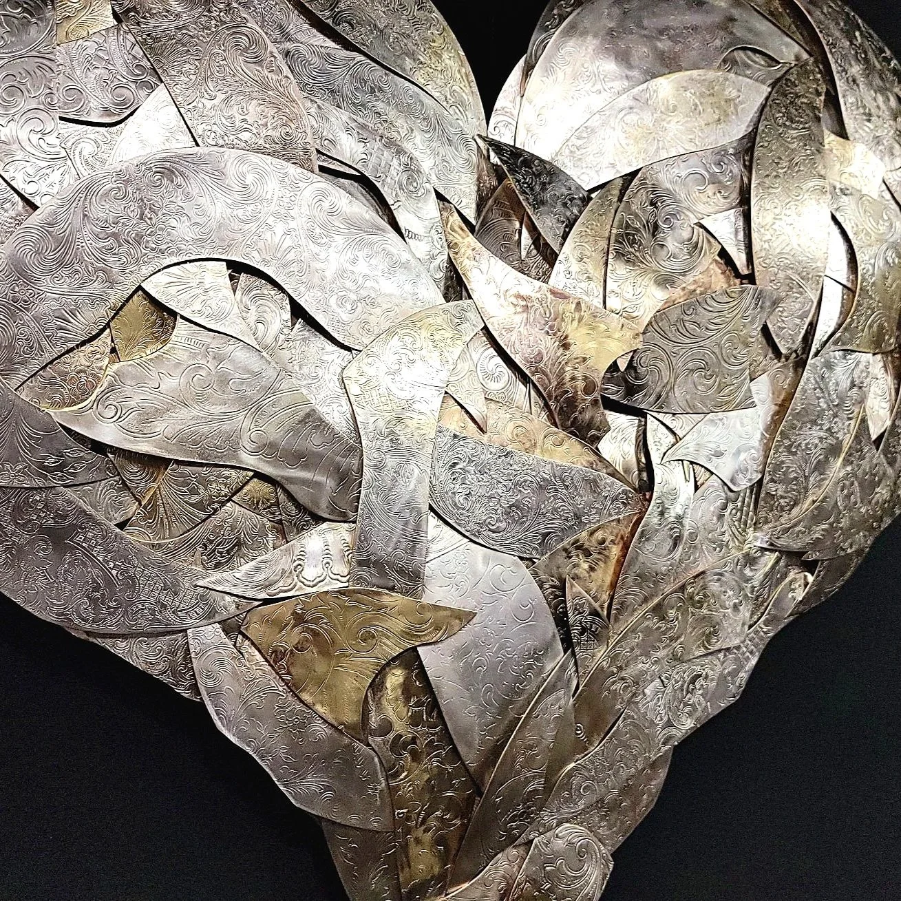 silver-plated-patchwork-heart-wall-art-front-close