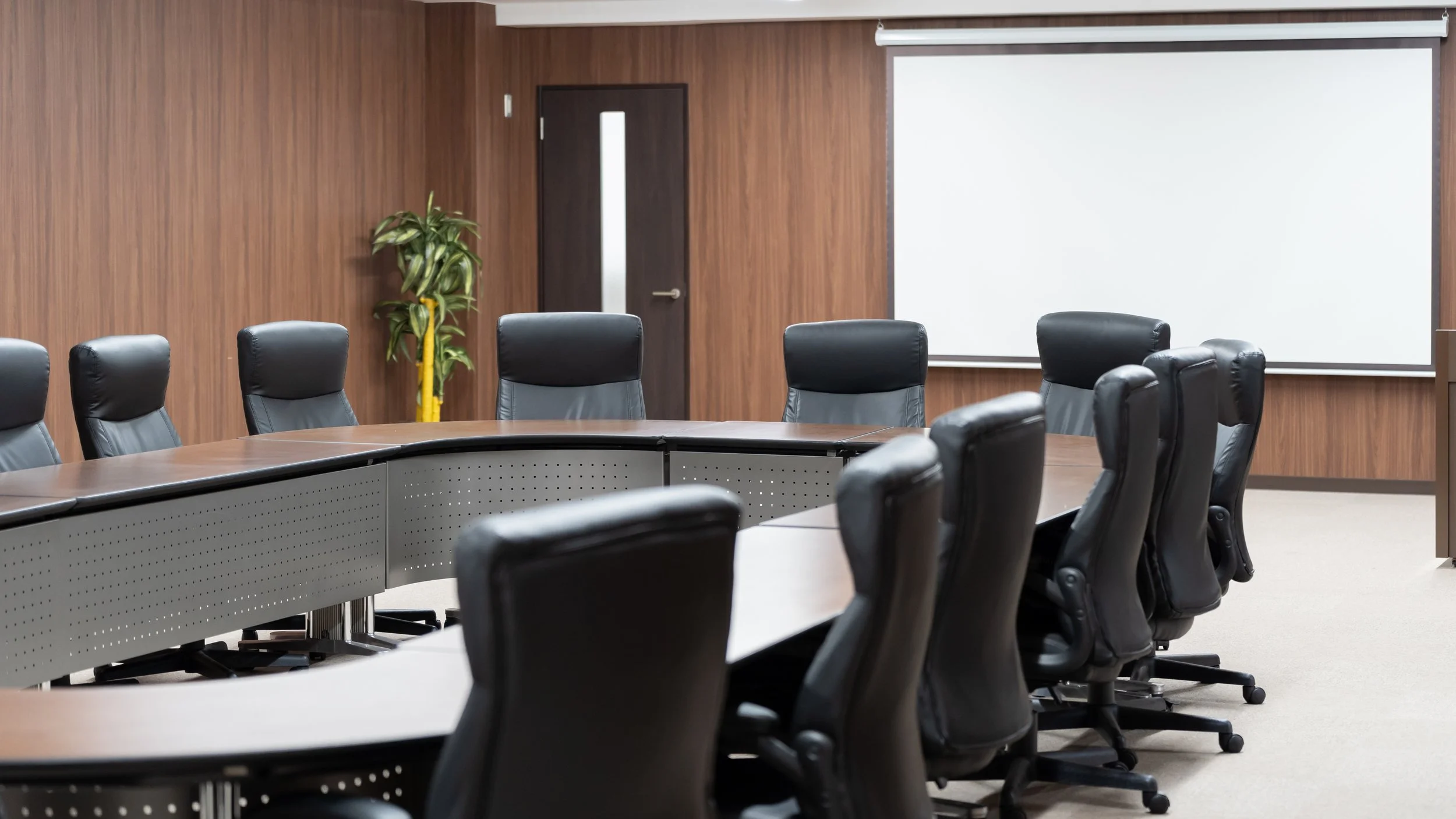 Bringing People to the Table: How this applies to being a full-time Commissioner for Canyon County 