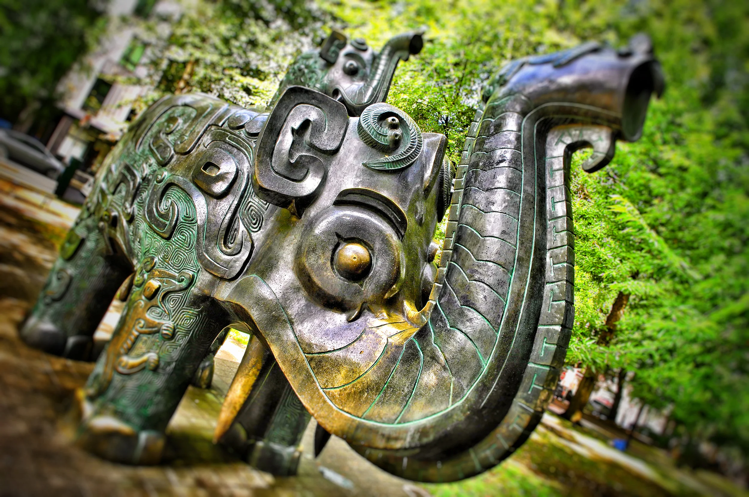 Da Tung and Xi'an Bao