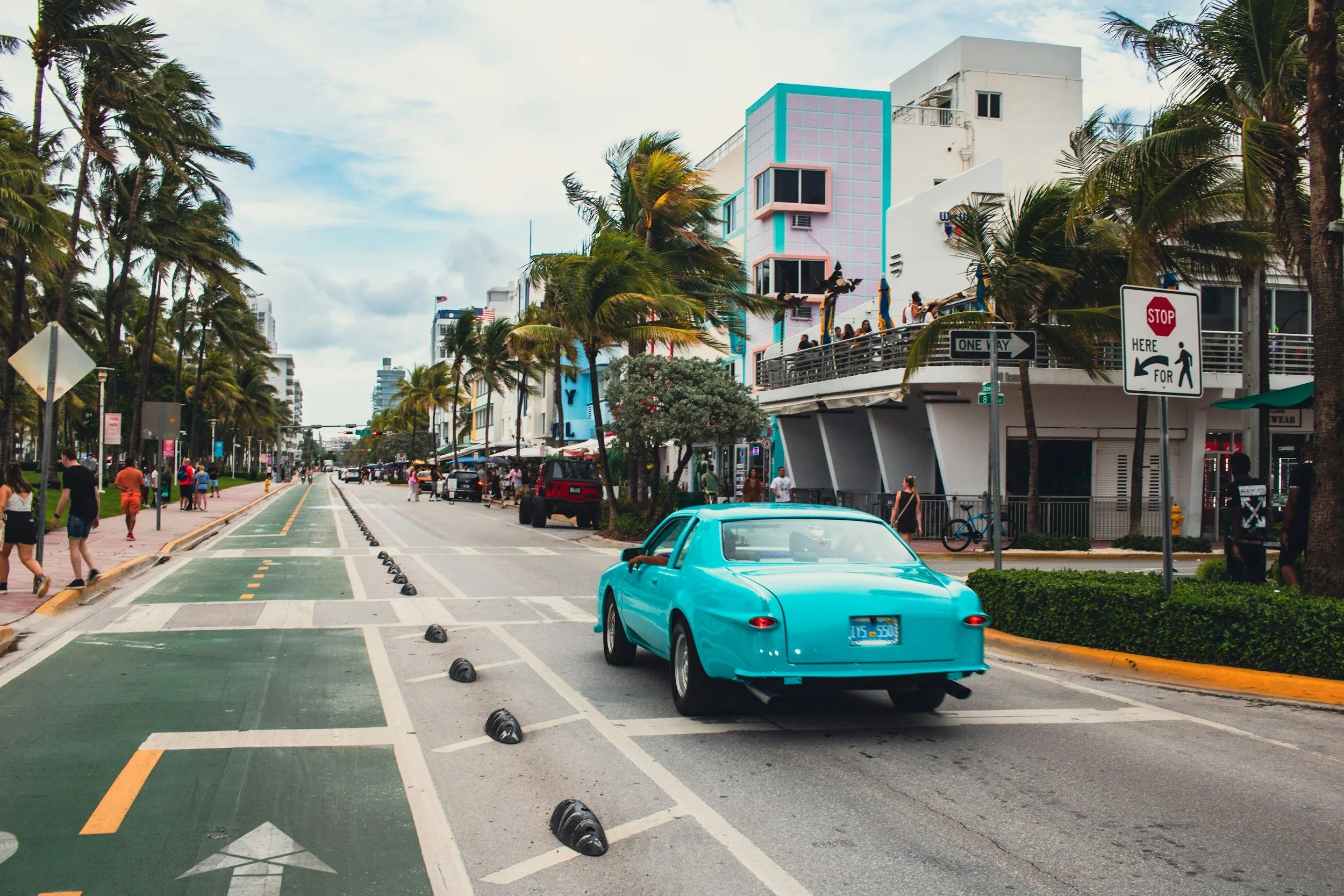 What Are the Minimum Insurance Requirements to Register a Car in Florida?