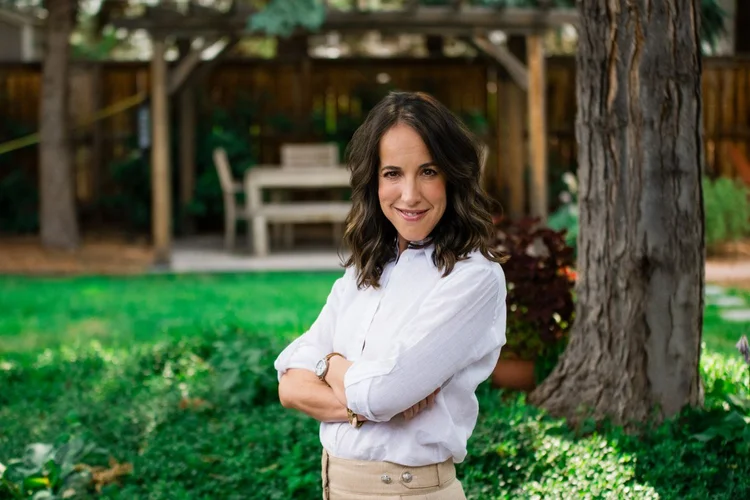 Claire Margolf, Registered Dietitian specializing in perimenopause and menopause nutrition, Denver Colorado