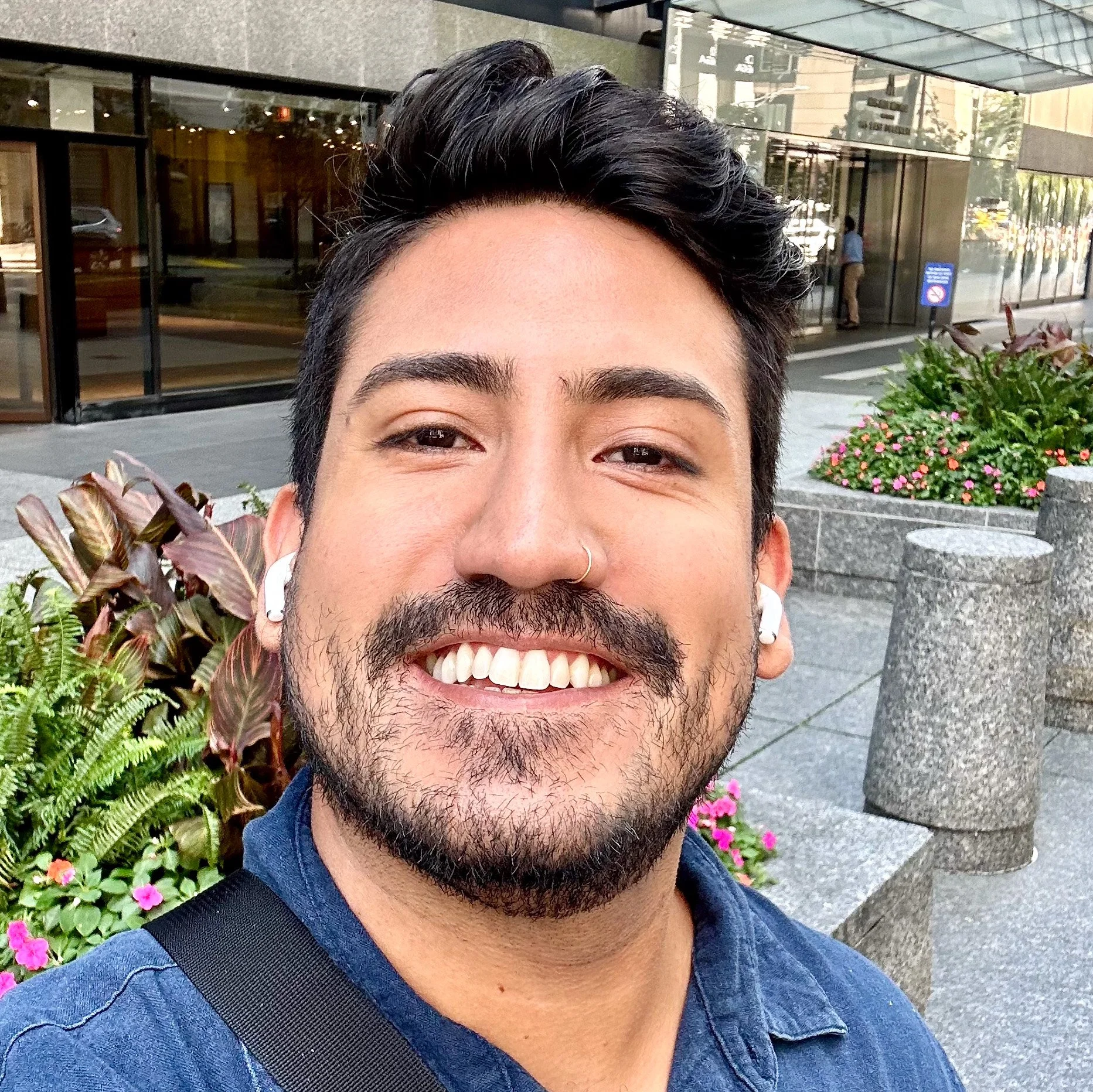 César Hoyos Álvarez
