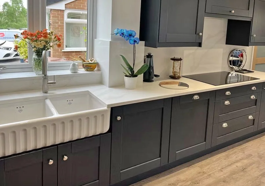 SKG - Kensington Blue Shaker 3.jpg