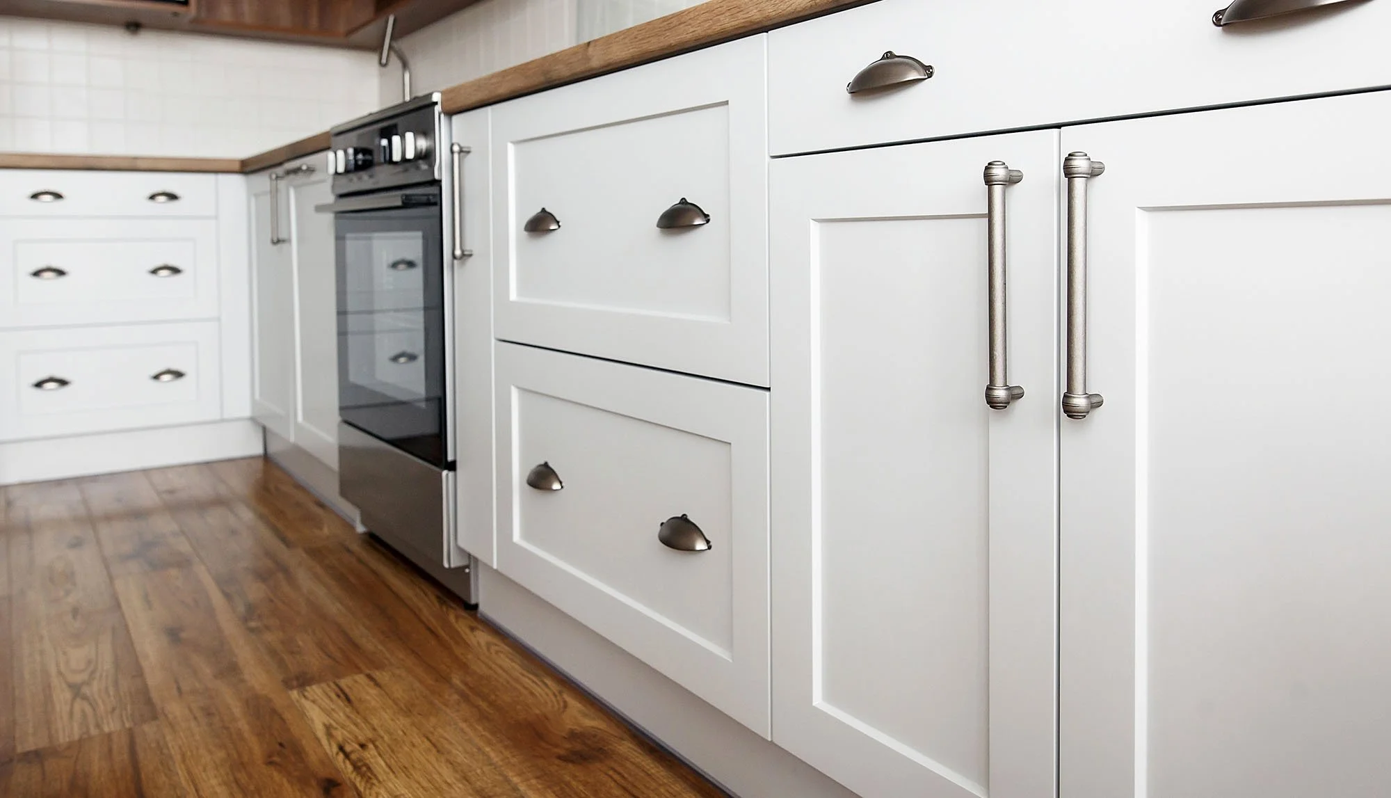 Loft Construction kitchen cabinets