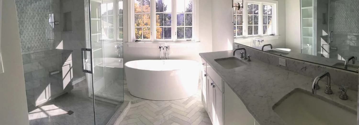 Bathroom with highend shower tiles