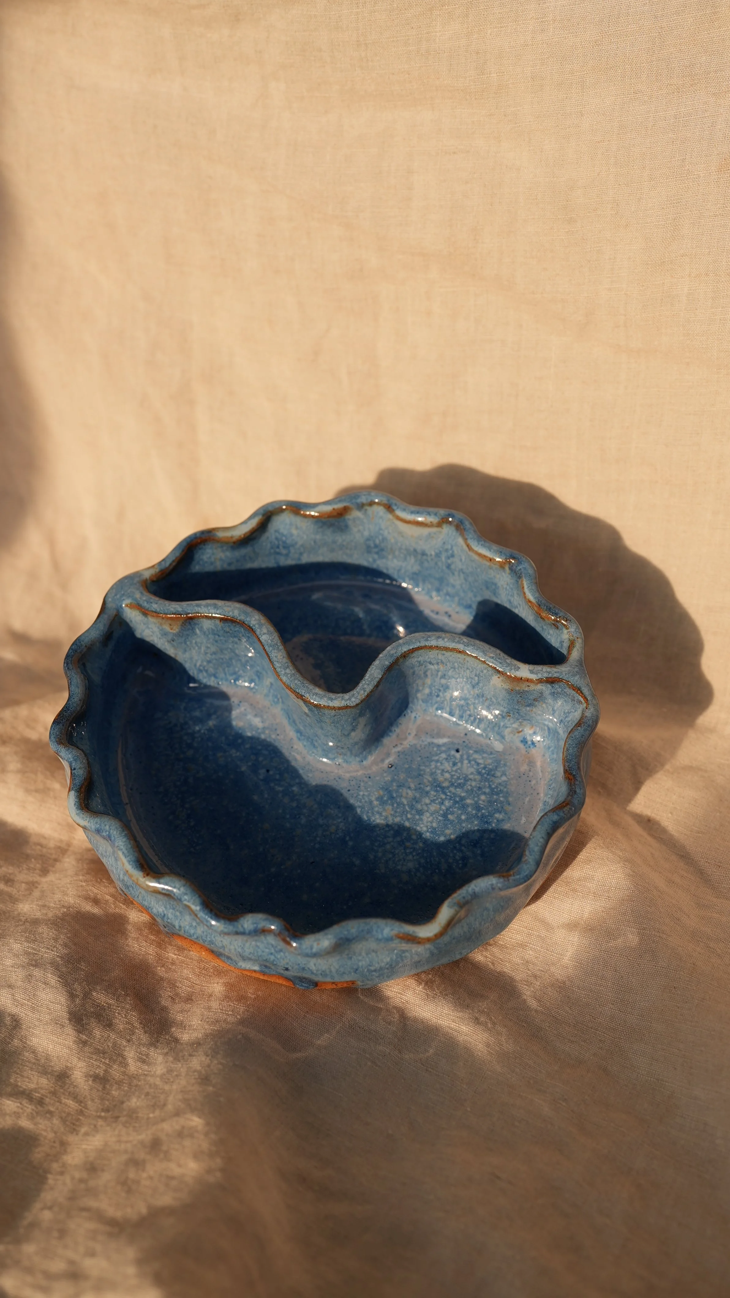 Drippy blue soup & bread bowl