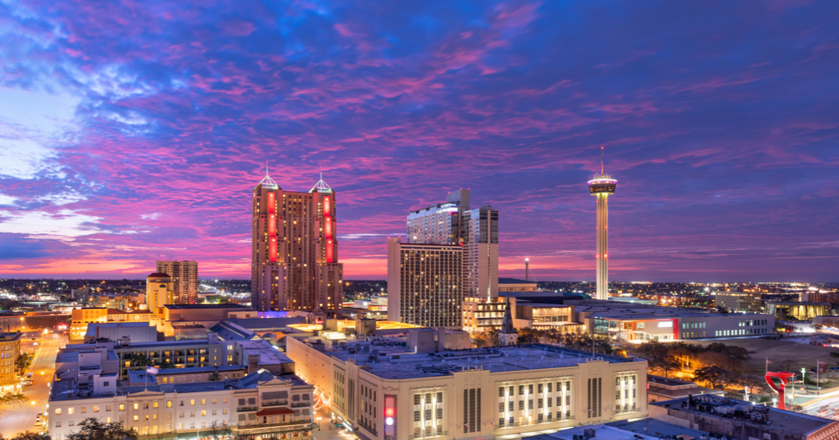Travel to San Antonio to have artificial disc replacement  spinal surgery with Dr. Antonio Webb