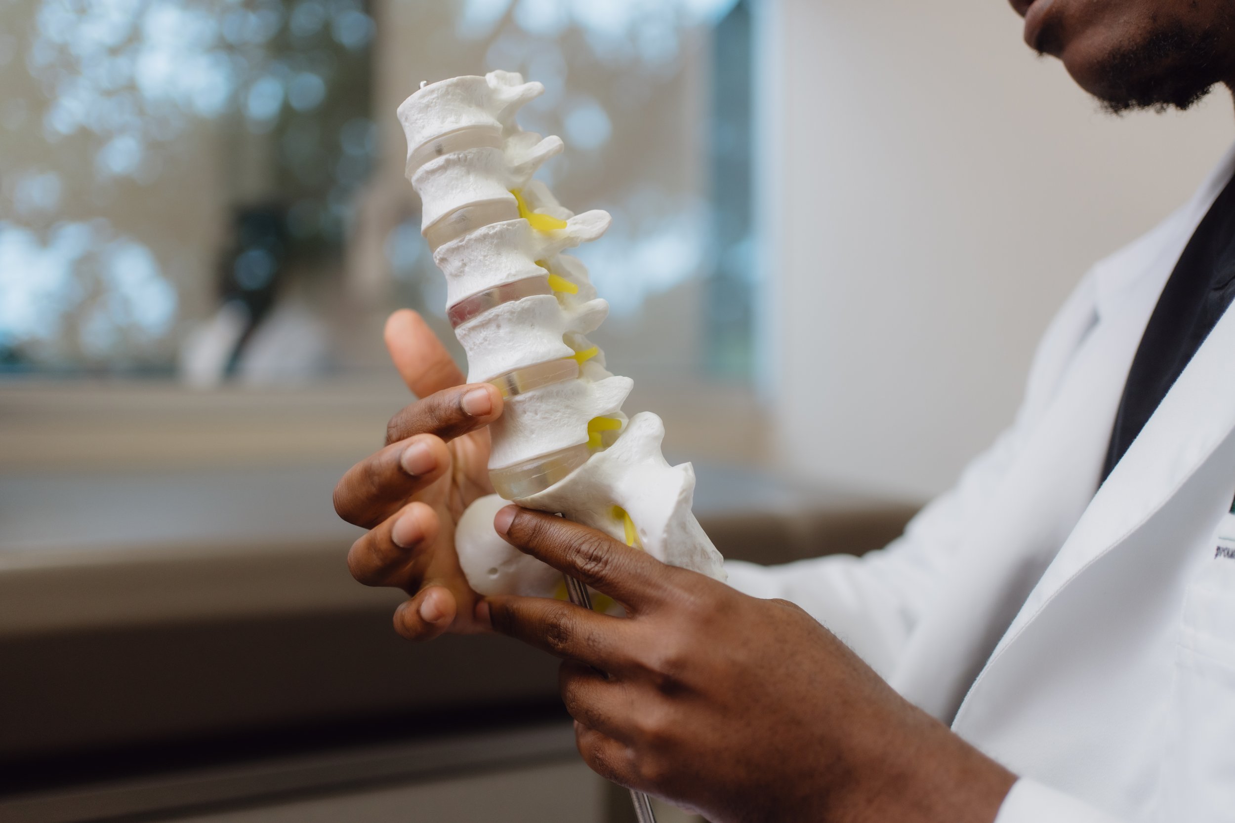 Spinal fusion alternative surgery for chronic back and neck pain with spine surgeon Dr. Antonio Webb at Texas Disc Replacement Center in San Antonio, Texas