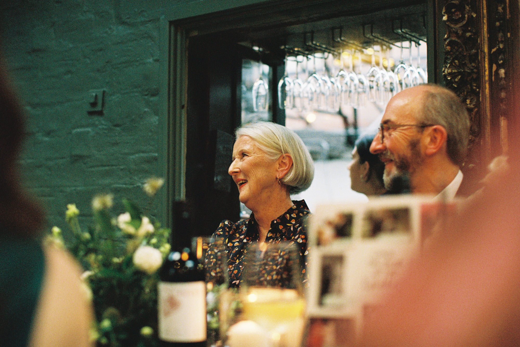 Relaxed newlywed photograph at the Ubiquitous Chip in Glasgow’s West End