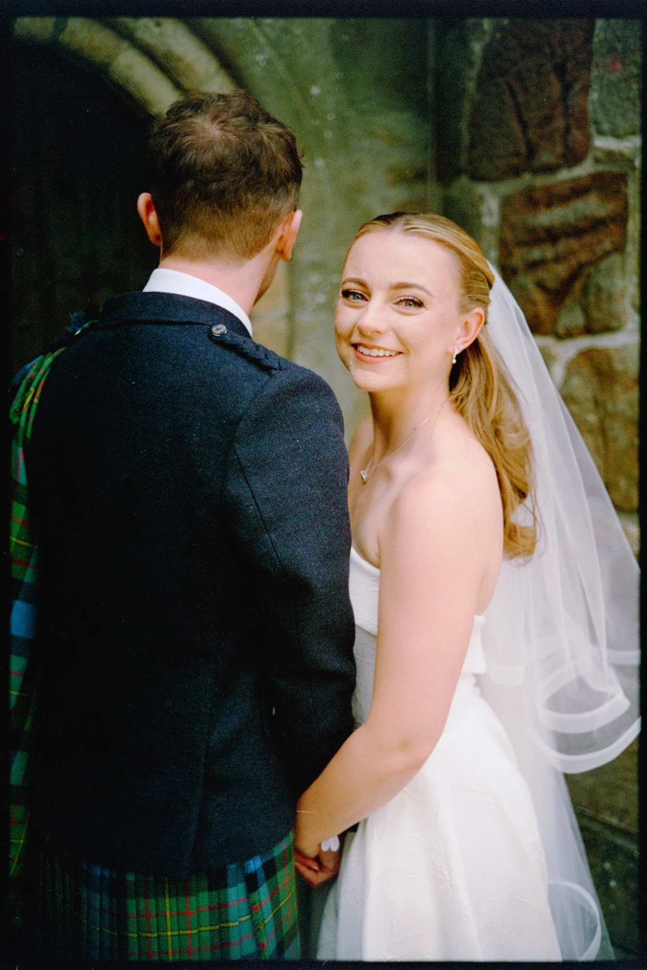 Iona and Lewis wedding portrait at Rowallan Castle