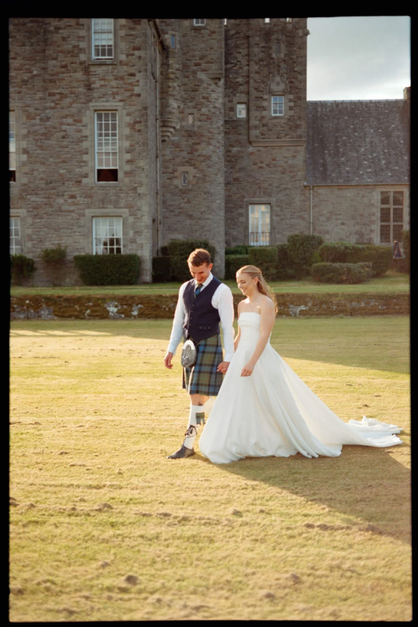 Candid dancing at a Rowallan Castle wedding