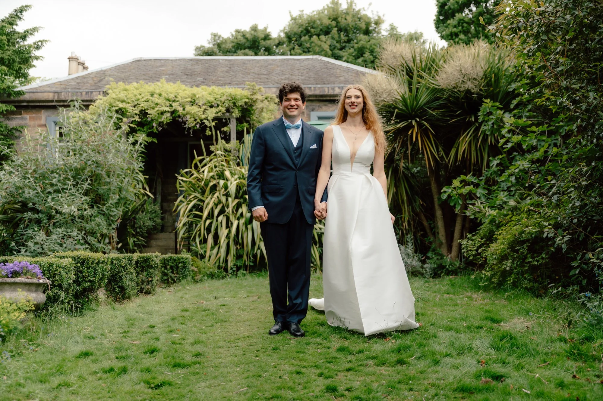 Outdoor wedding ceremony surrounded by greenery in Morningside