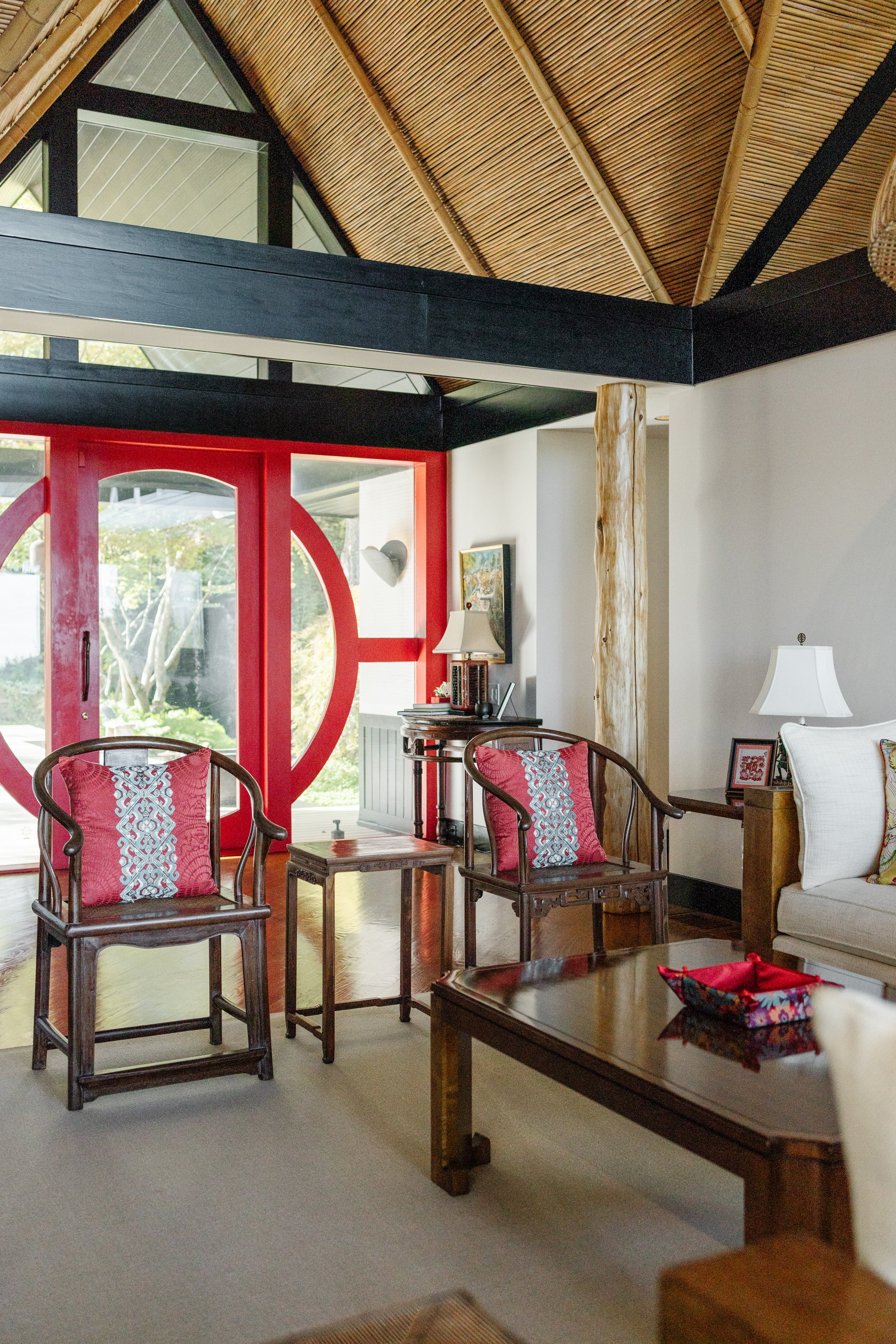 red door living room