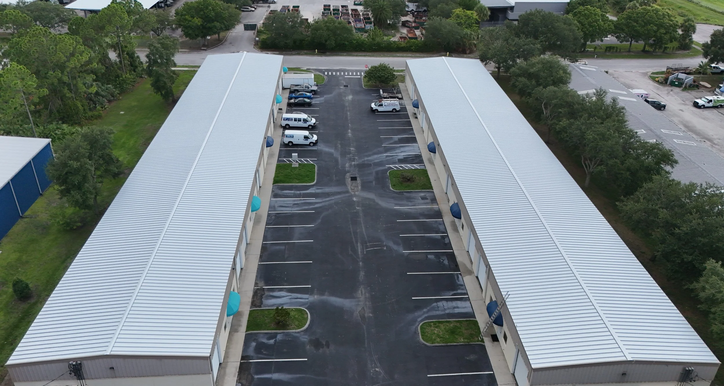 3170-3180 Skyway.JPG