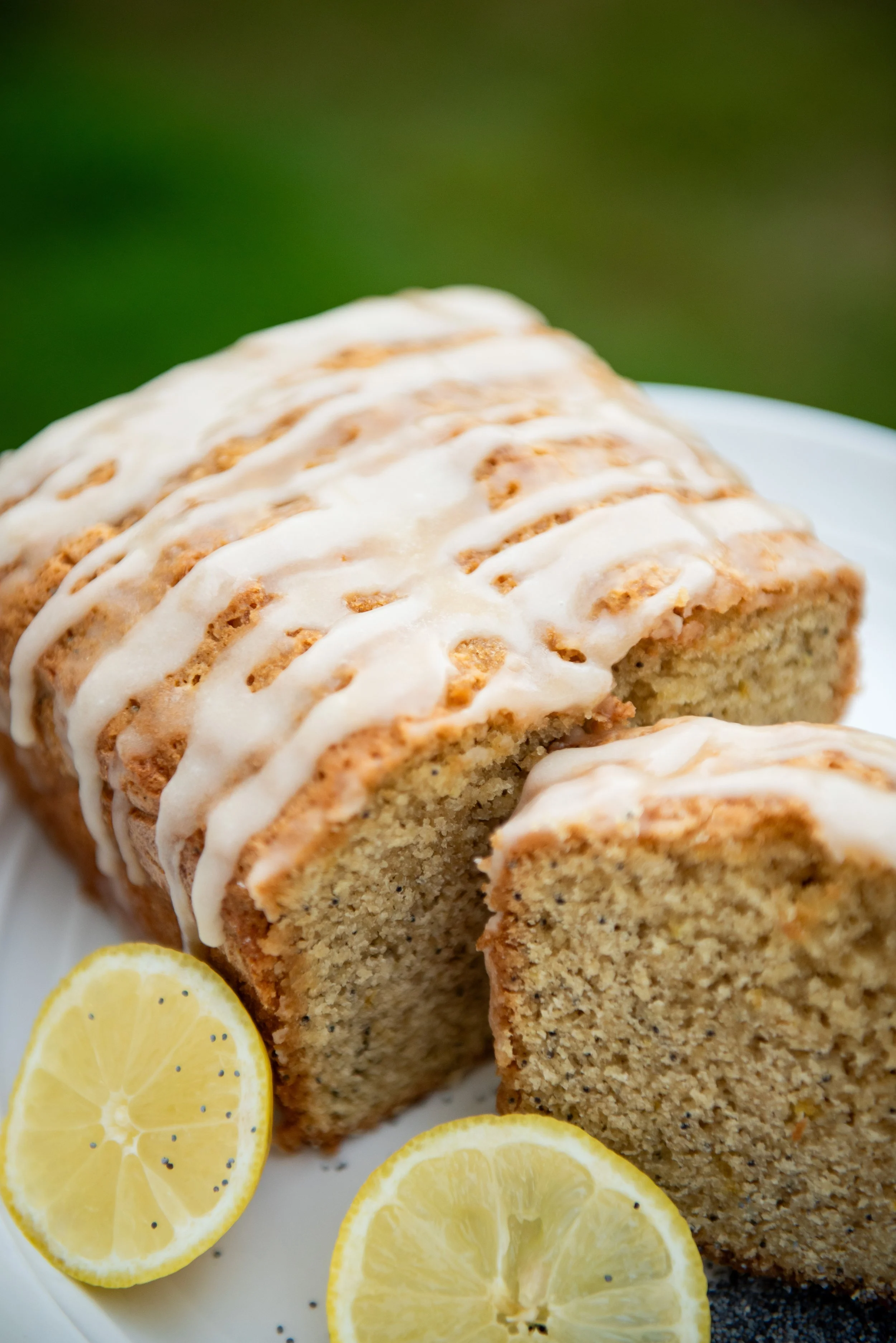 LEMONPOPPYSEEDBREAD-4.jpg