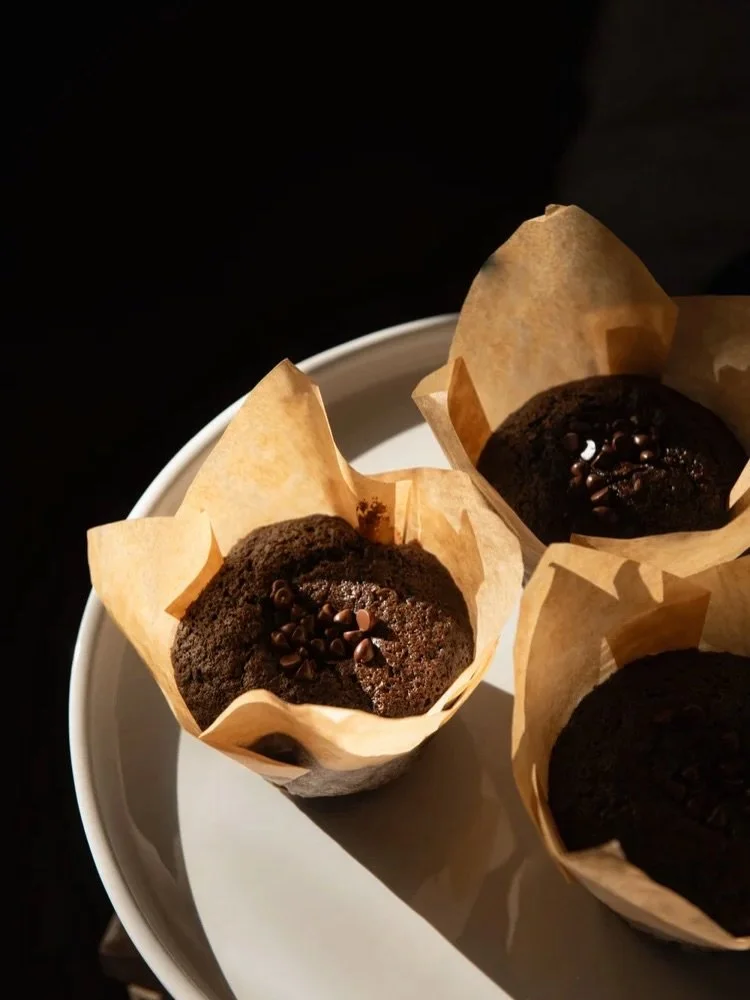 Vegan Double Chocolate Muffins are on the menu for tomorrow @farmersmarketatforestpark 🍫💃🏼! See you there! 👏🏻 #vegan #glutenfree #springfield #massachusetts #allergenfriendly