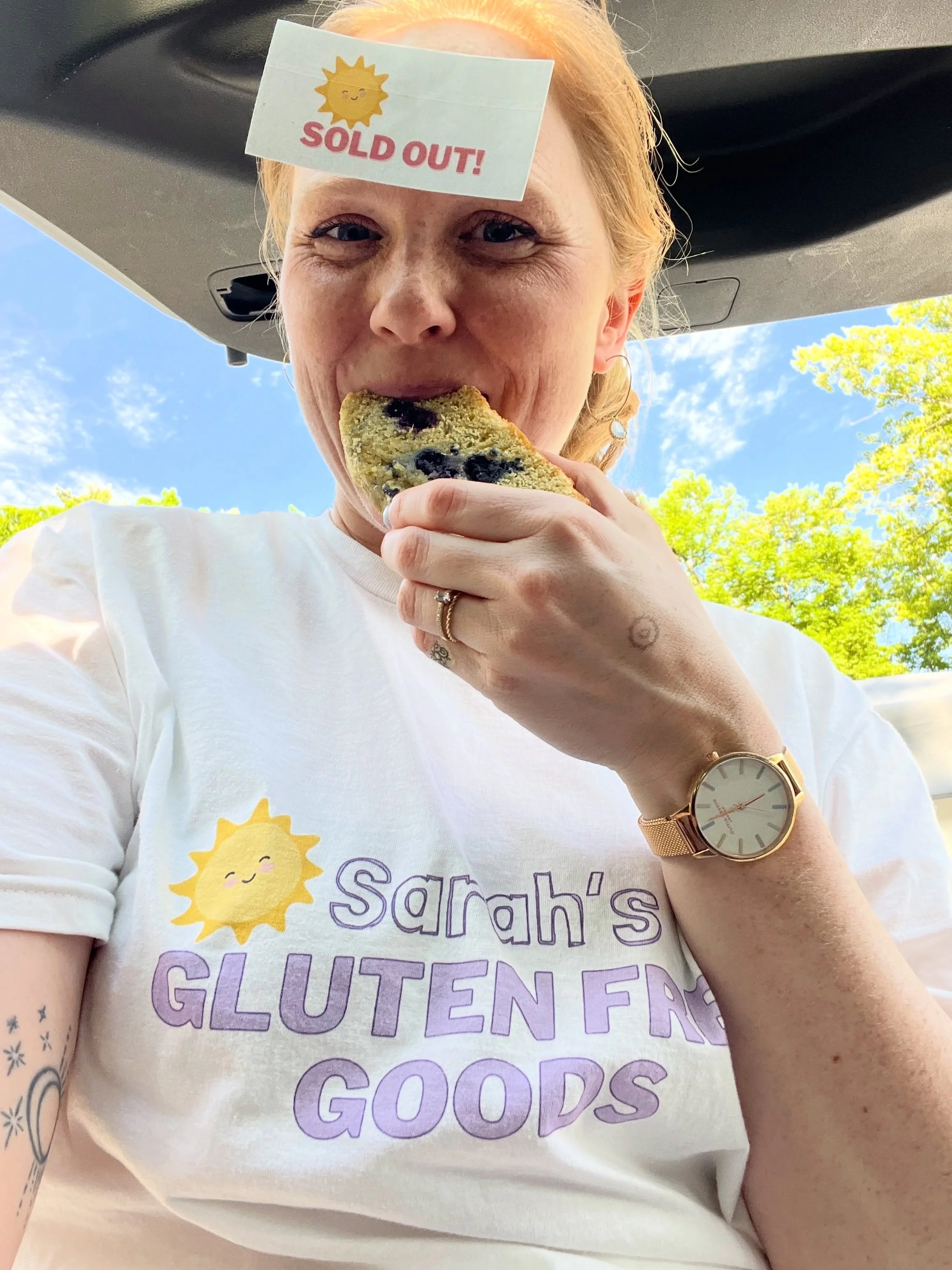 Okay so technically not sold out because there was ONE slice of Lemon Blueberry Bread left but I ate it with a HUGE smile on my face!! Thank you for a great day @farmersmarketatforestpark 💜💛 #glutenfree #allergenfriendly #massachusetts #farmersmark