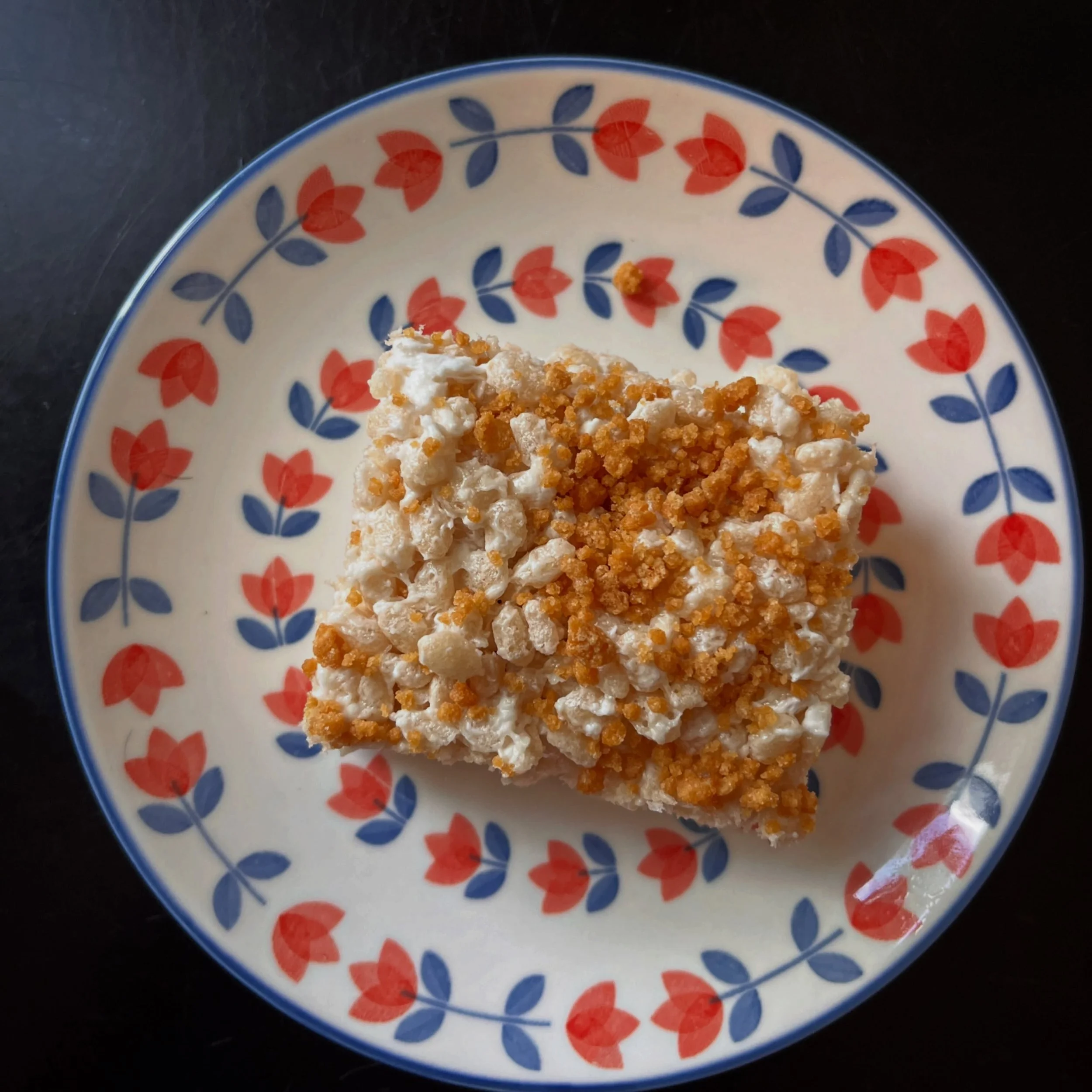 Maple Crunch Rice Crispies are on the menu for @westfieldfarmersmarket tomorrow! Come early in case we close early for the rain coming in! We open at 12pm 💜 #glutenfreefood #massachusetts #farmersmarket #vegan #delicious
