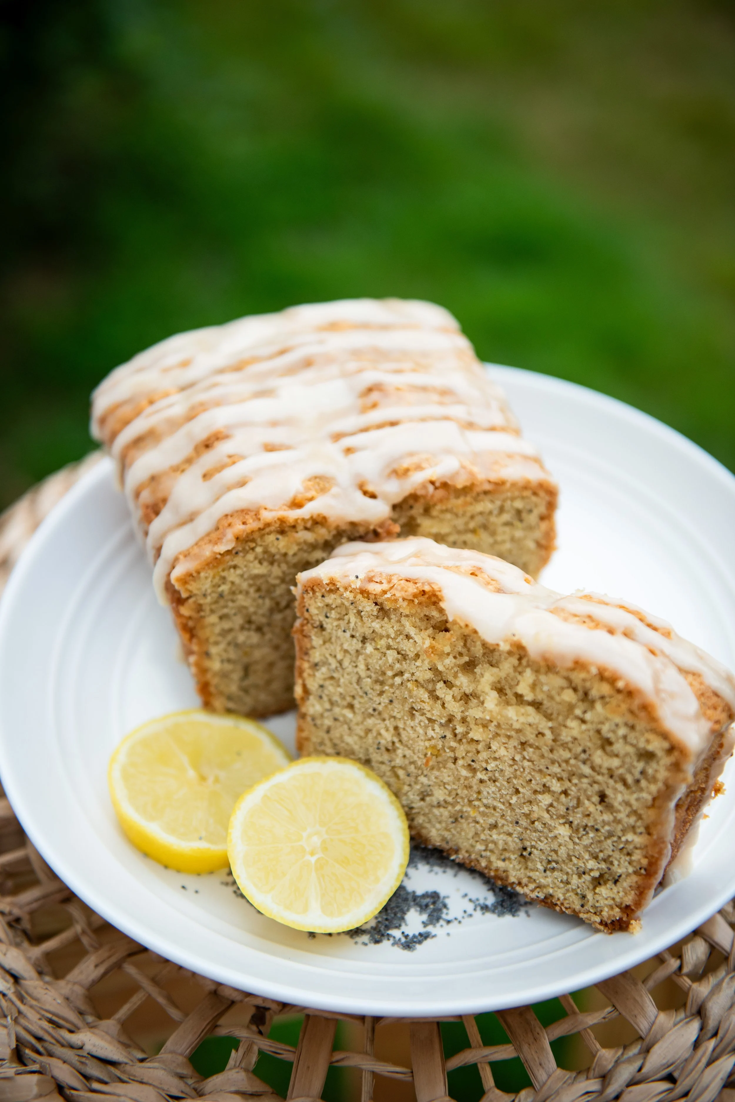 LEMONPOPPYSEEDBREAD-3.jpg