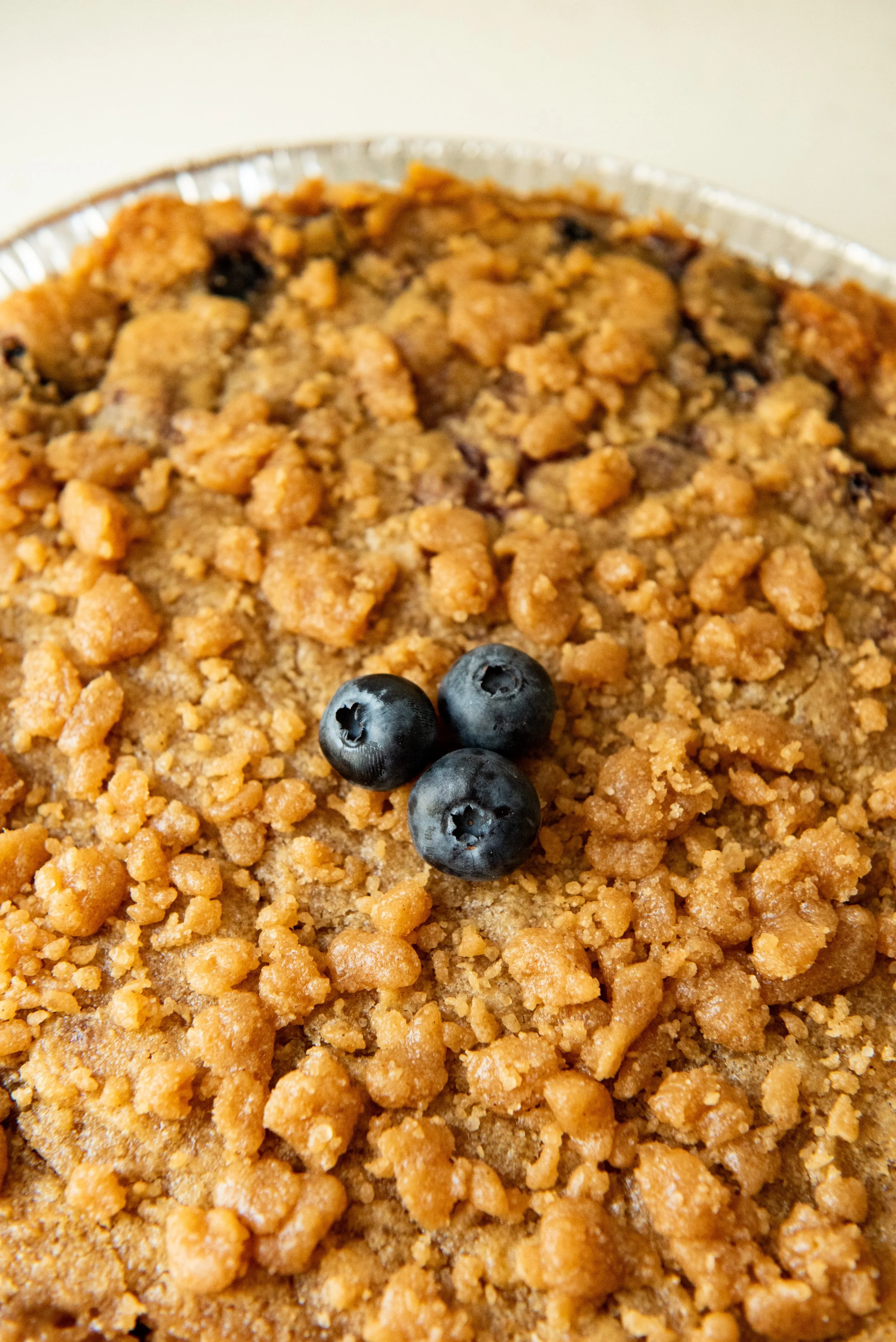 Gluten Free & Vegan Blueberry Crumble Pie