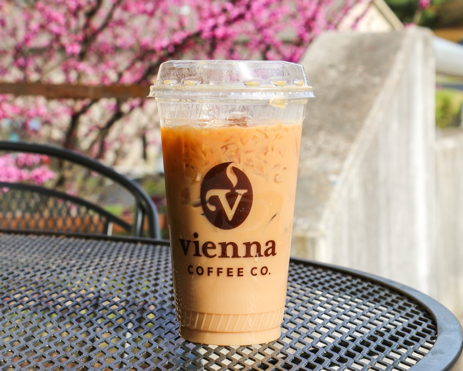 vienna coffee peach blossom latte